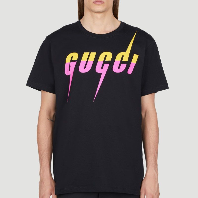 Gucci Black Graphic Logo T-Shirt in Size M Size US M / EU 48-50 / 2 - 6 Thumbnail