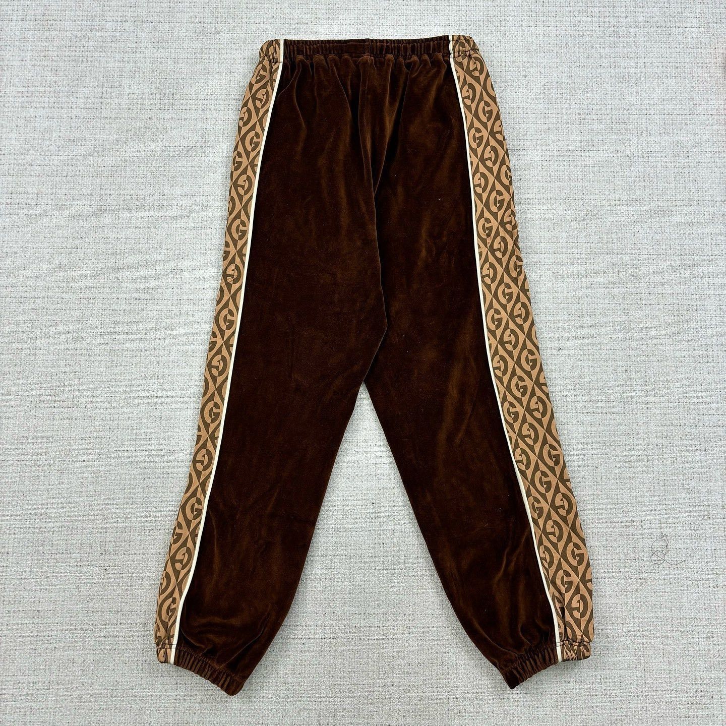 Gucci Logo Velvet Sweatpants in Brown Size US 28 / EU 44 - 2 Thumbnail
