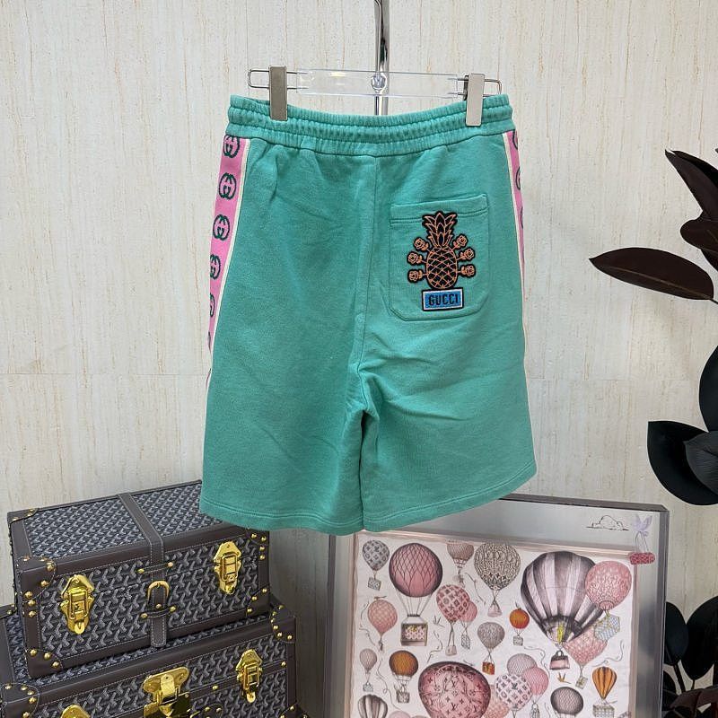 Gucci Pineapple Logo Shorts in Green Size US 30 / EU 46 - 2 Thumbnail