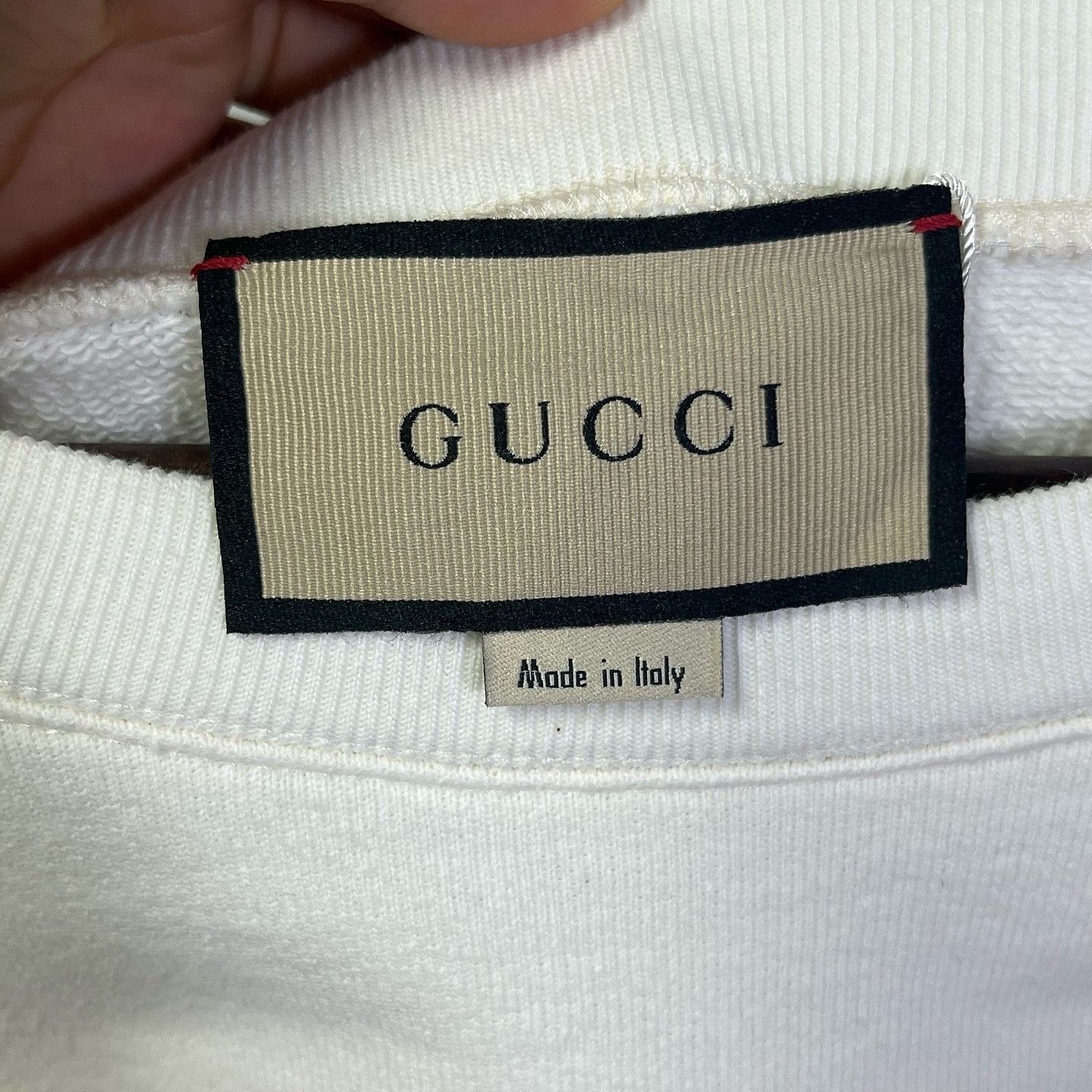 Gucci Rainbow Logo Print Sweatshirt in White Size US M / EU 48-50 / 2 - 3 Thumbnail