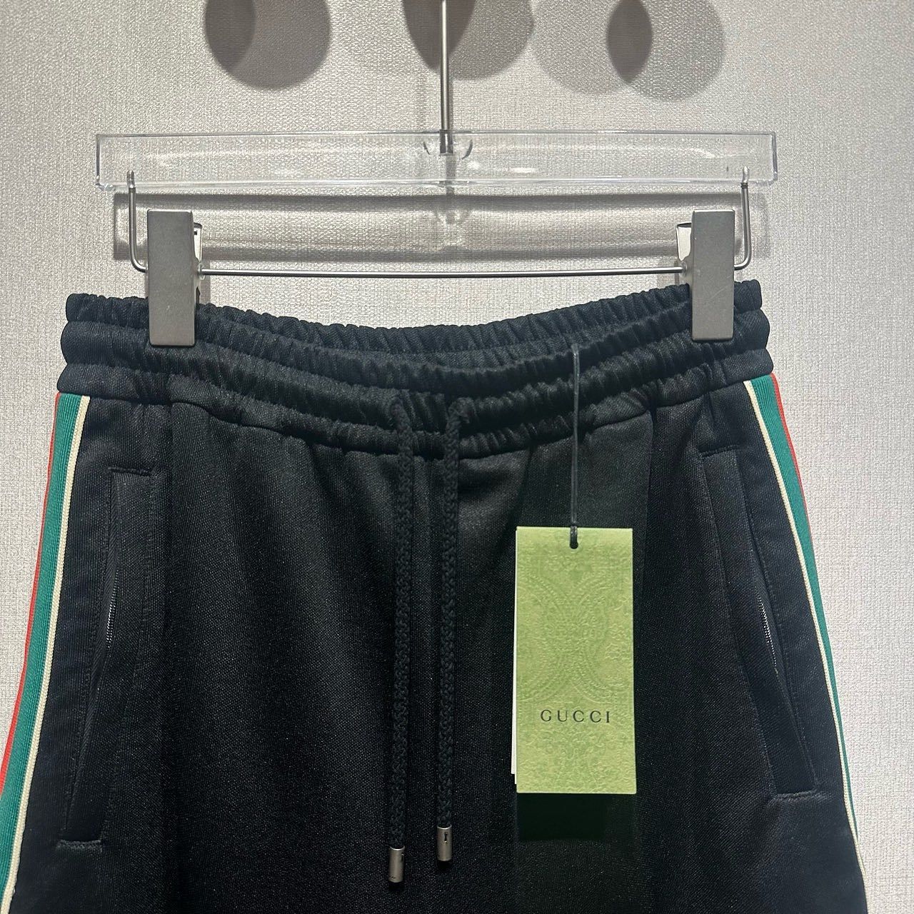 Gucci Black Web Stripe Shorts Size 28 Size US 28 / EU 44 - 6 Thumbnail