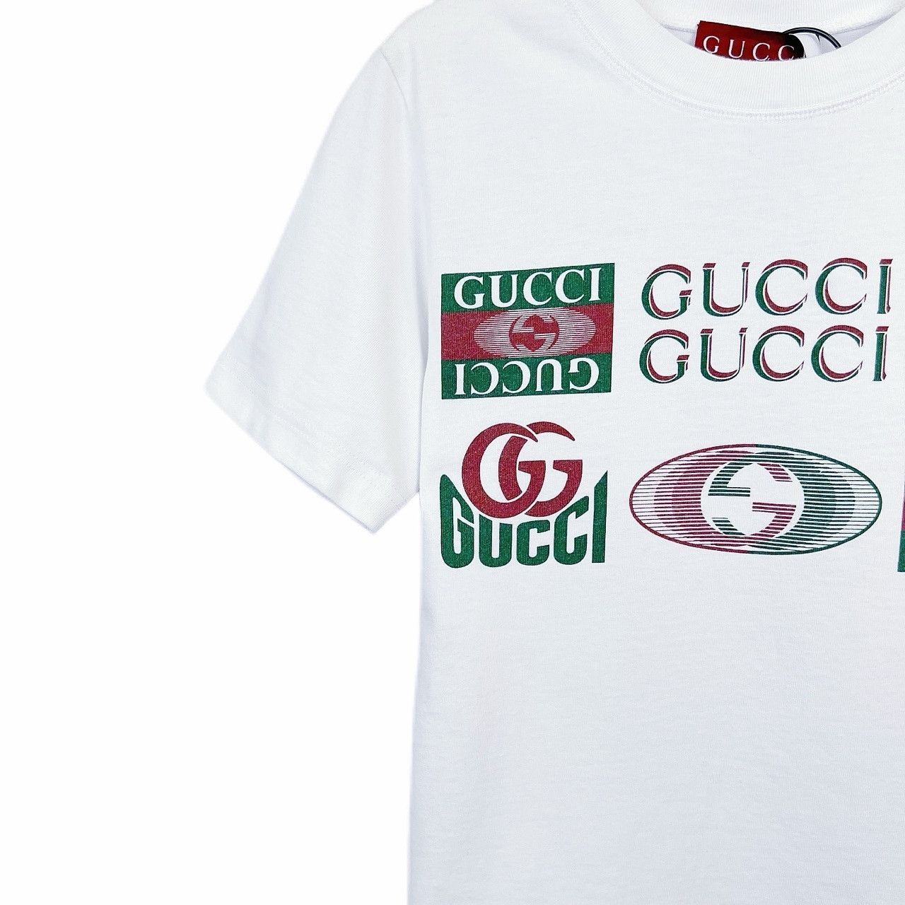 Gucci Multi Logo Print White Tee in Size XS Size US XS / EU 42 / 0 - 7 Thumbnail