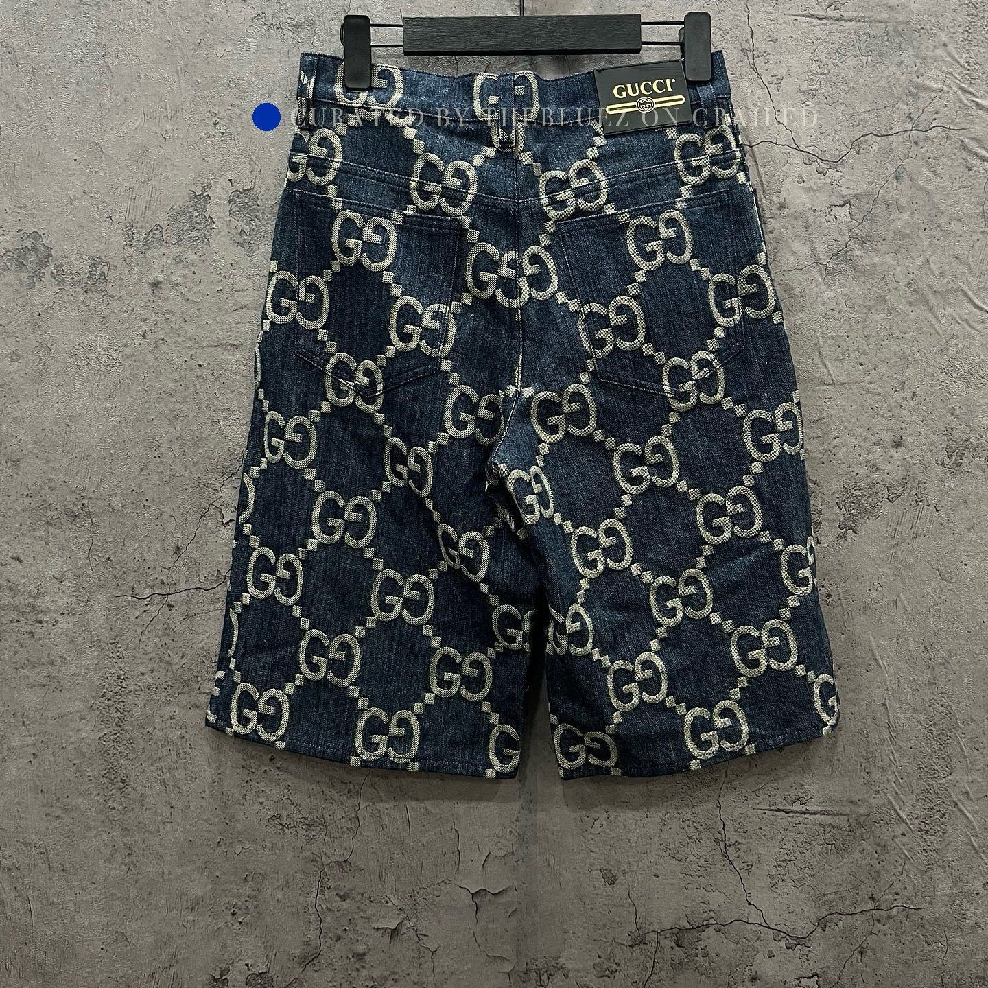Gucci Stylish Denim Shorts in Blue Size US 30 / EU 46 - 2 Thumbnail