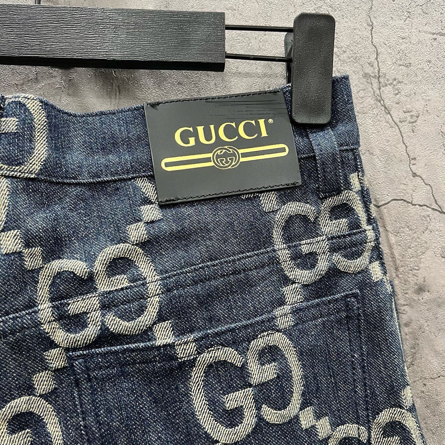Gucci Stylish Denim Shorts in Blue Size US 30 / EU 46 - 7 Thumbnail