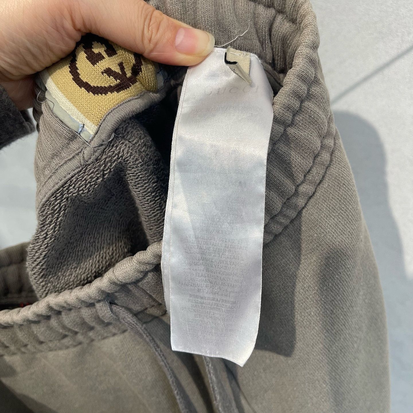 Gucci Logo Trim Sweatshorts in Brown Size US 38 / EU 54 - 4 Thumbnail