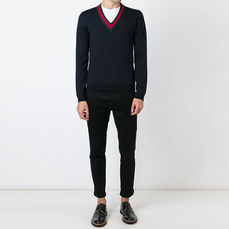 Gucci Black V-Neck Wool Sweater Size US L / EU 52-54 / 3 - 7 Thumbnail