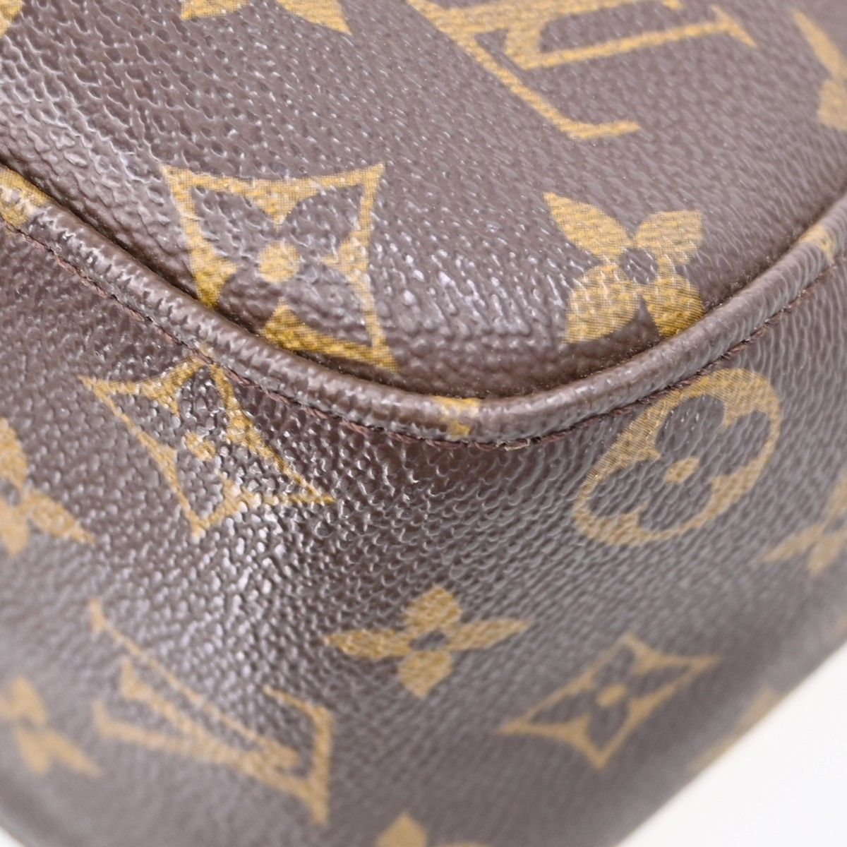 Louis Vuitton Louis Vuitton Monogram Looping Handbag Monogram Canvas Size ONE SIZE - 9 Thumbnail