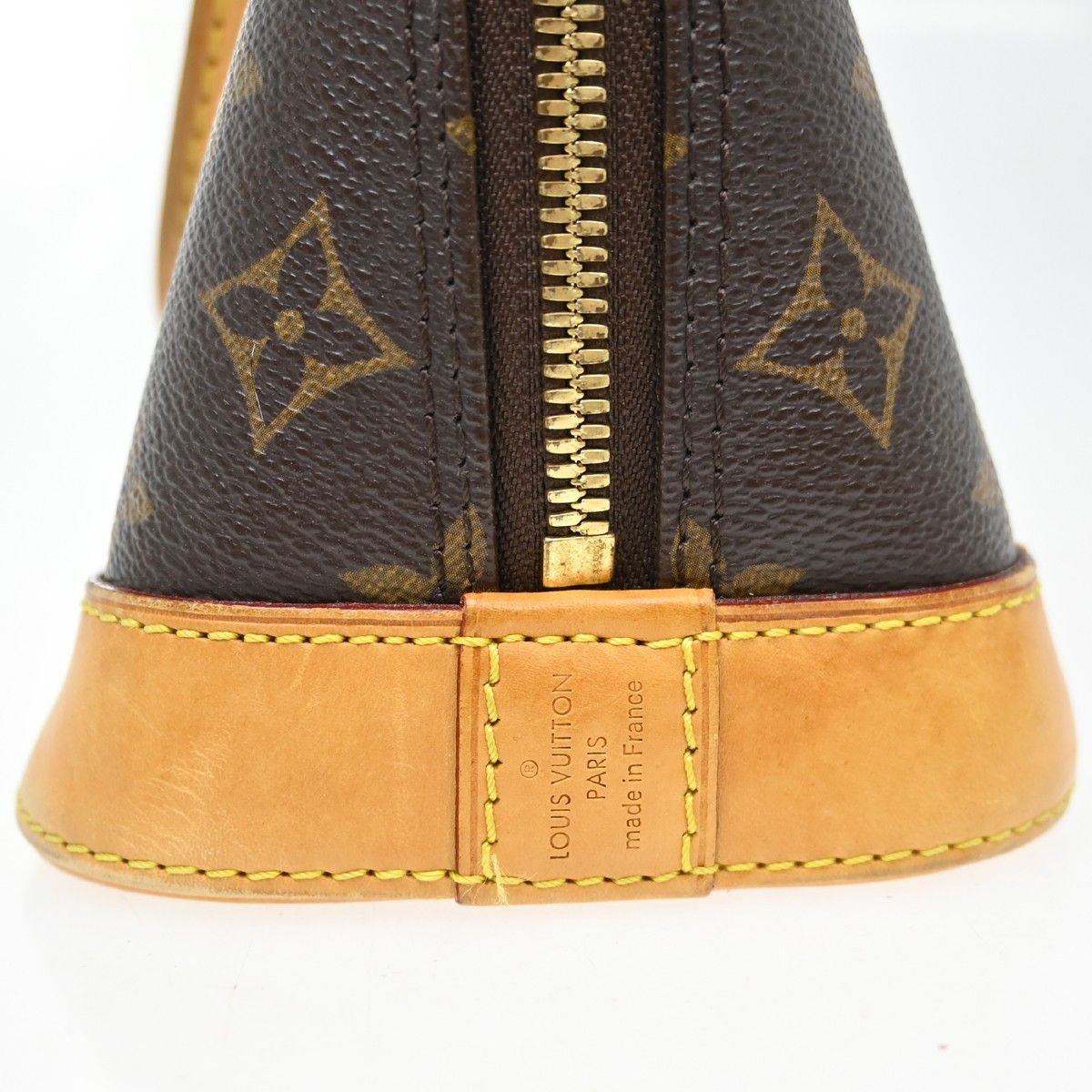 Louis Vuitton Louis Vuitton Alma Handbag Monogram Canvas Size ONE SIZE - 4 Thumbnail