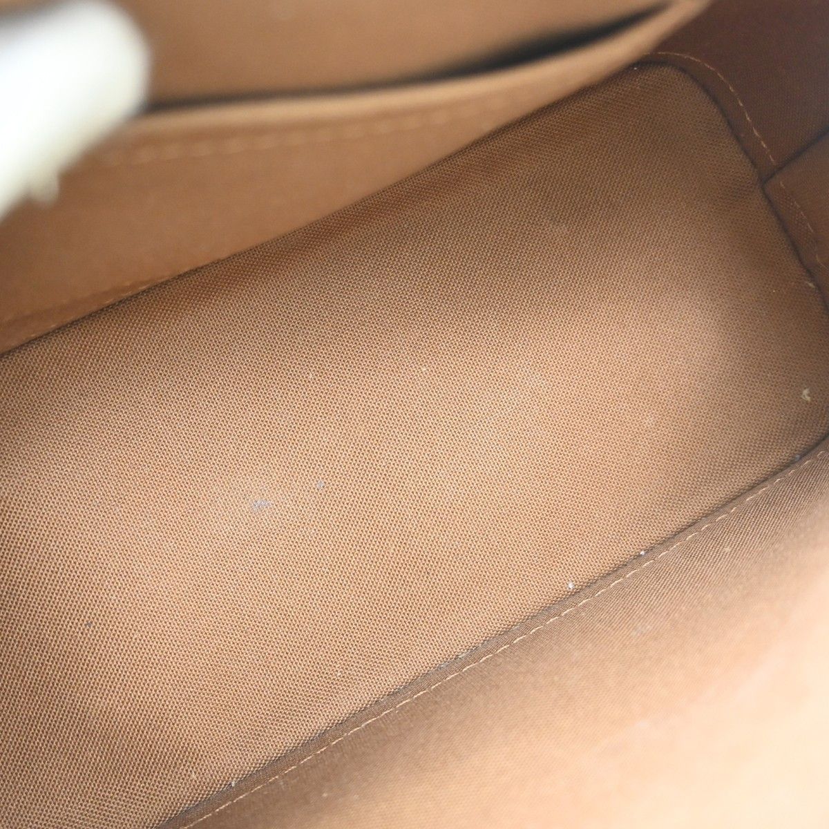 Louis Vuitton Louis Vuitton Alma Handbag Monogram Canvas Size ONE SIZE - 5 Thumbnail