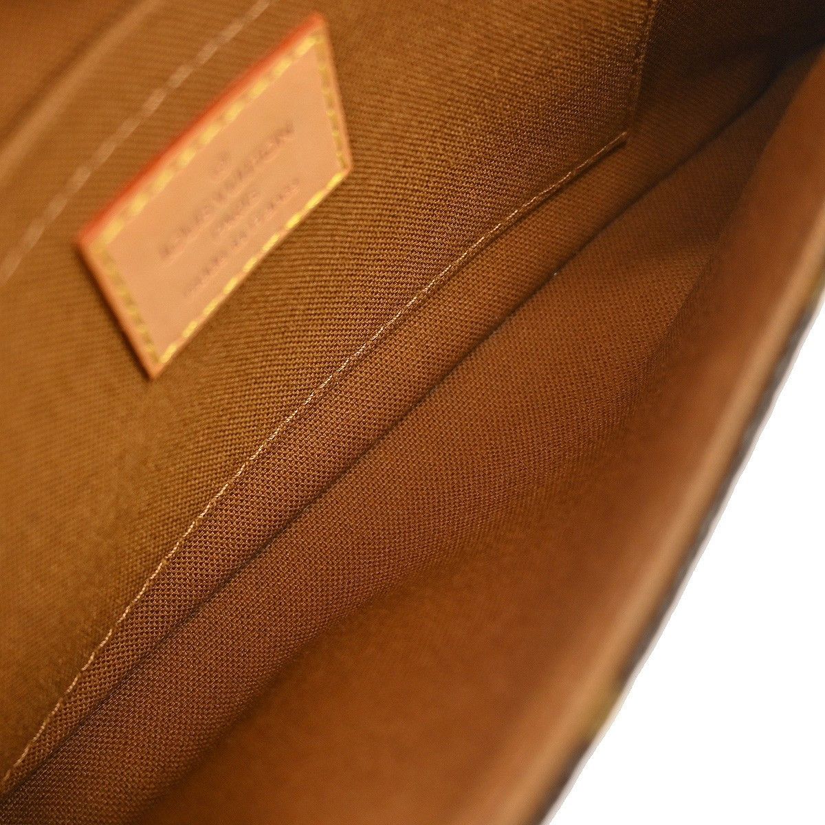 Louis Vuitton Louis Vuitton Marelle Waist Bag Monogram Canvas Size ONE SIZE - 3 Thumbnail