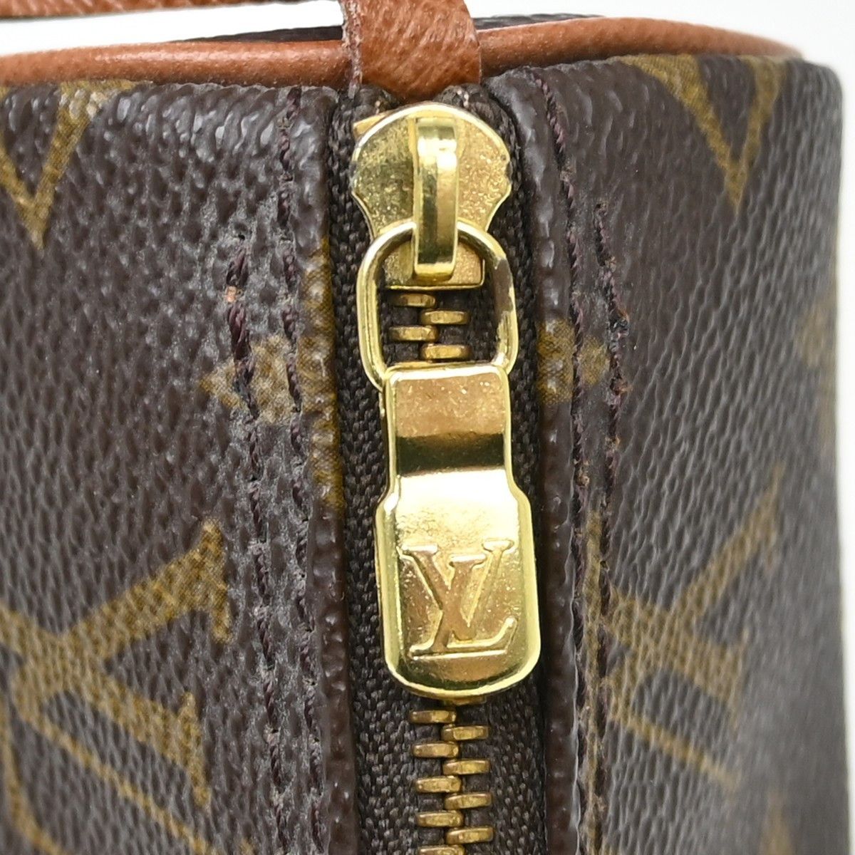 Louis Vuitton Louis Vuitton Papillon Pochette Monogram Canvas Size ONE SIZE - 9 Thumbnail