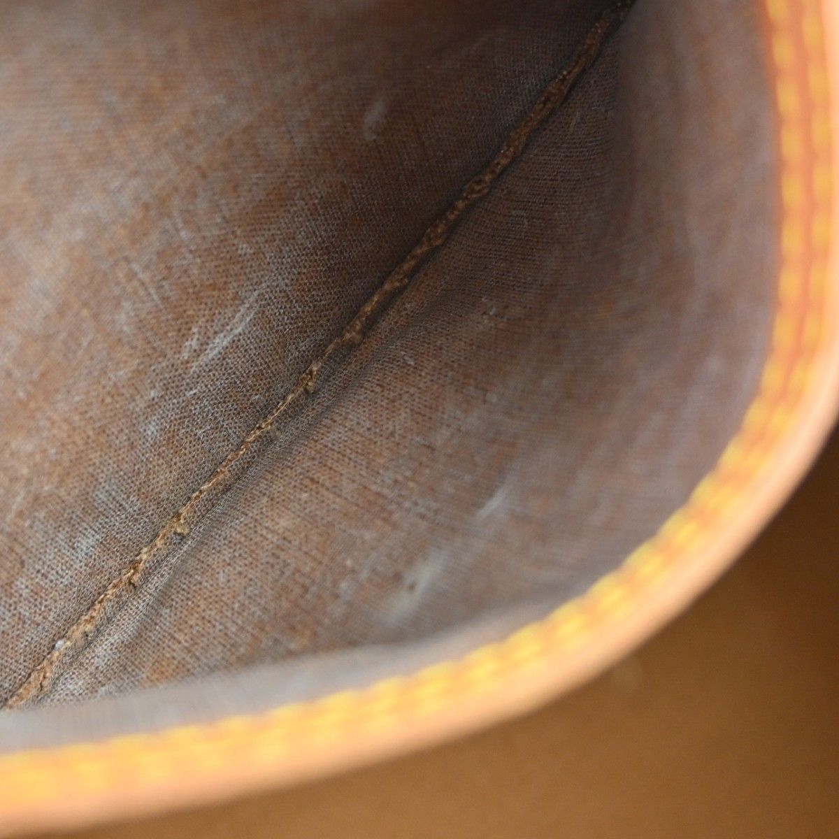 Louis Vuitton Louis Vuitton Speedy Handbag Monogram Canvas Size ONE SIZE - 16 Thumbnail