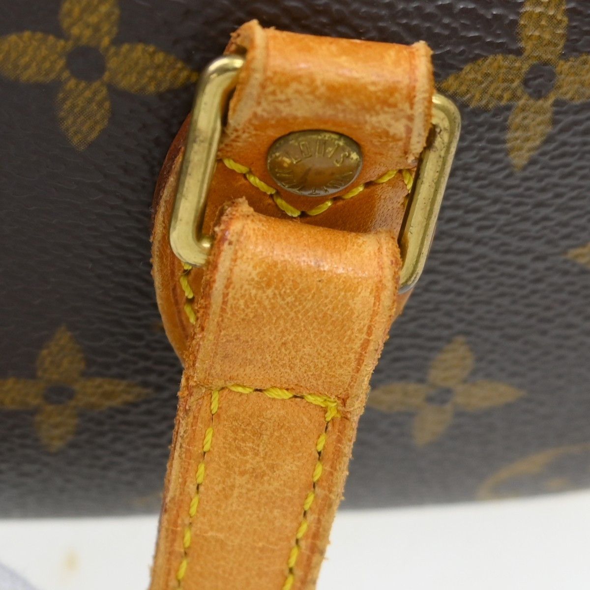 Louis Vuitton Louis Vuitton Blois Handbag Monogram Canvas Size ONE SIZE - 12 Thumbnail