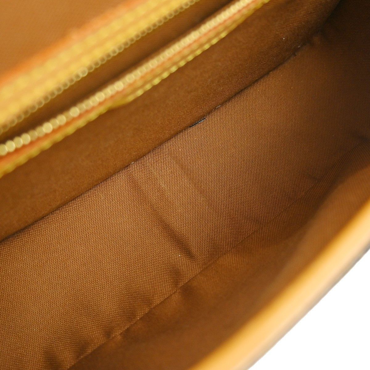 Louis Vuitton Louis Vuitton Sologne Handbag Monogram Canvas Size ONE SIZE - 3 Thumbnail
