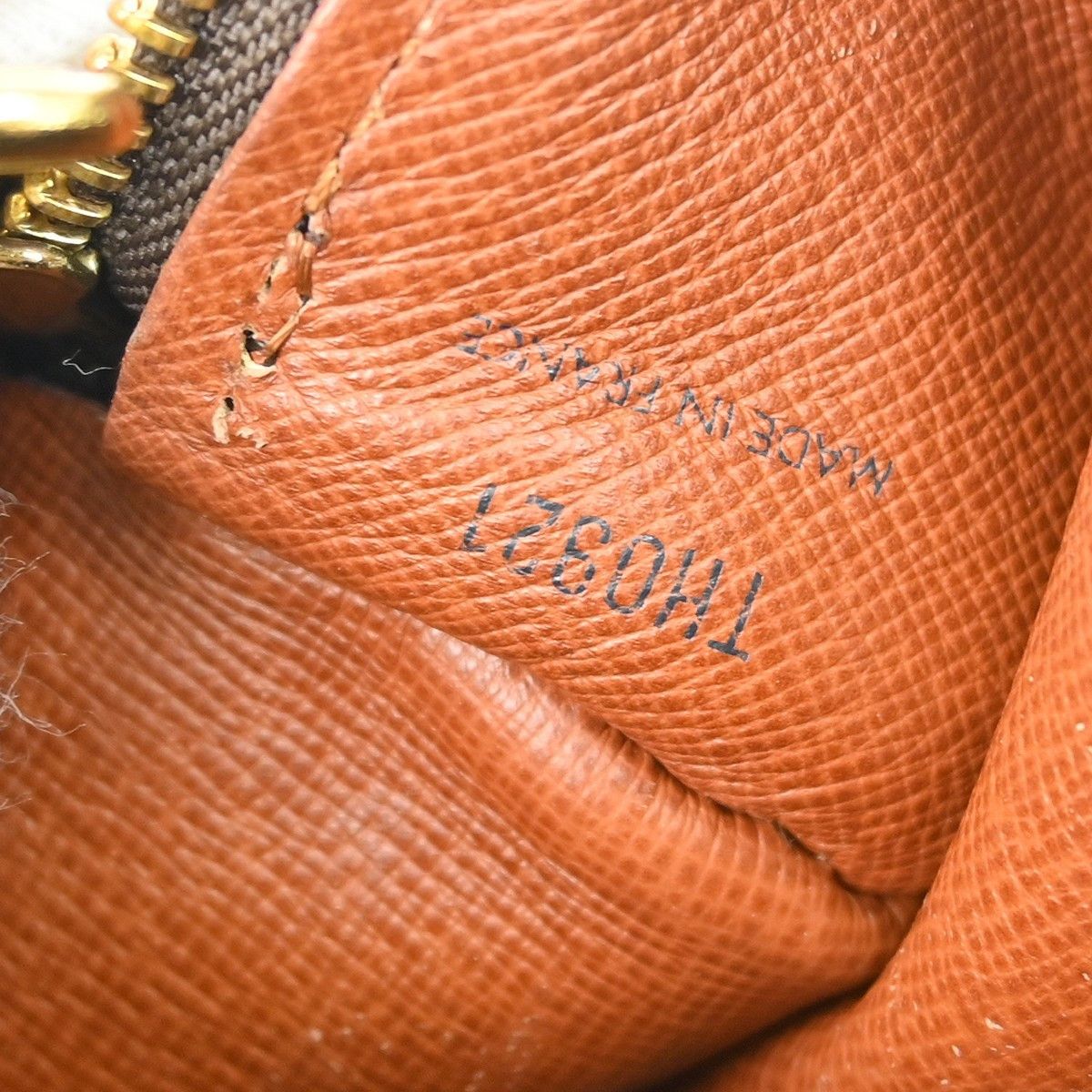 Louis Vuitton Louis Vuitton Papillon Handbag Monogram Canvas Size ONE SIZE - 4 Thumbnail