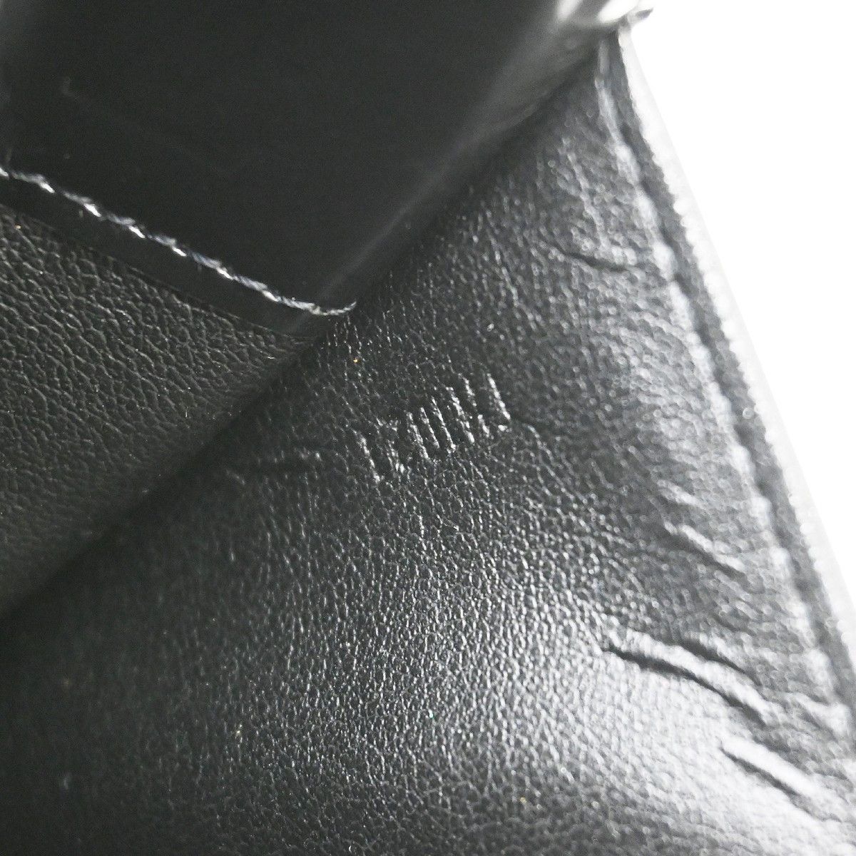 Louis Vuitton Louis Vuitton Anouchka Handbag Monogram Glace Leather Size ONE SIZE - 5 Thumbnail