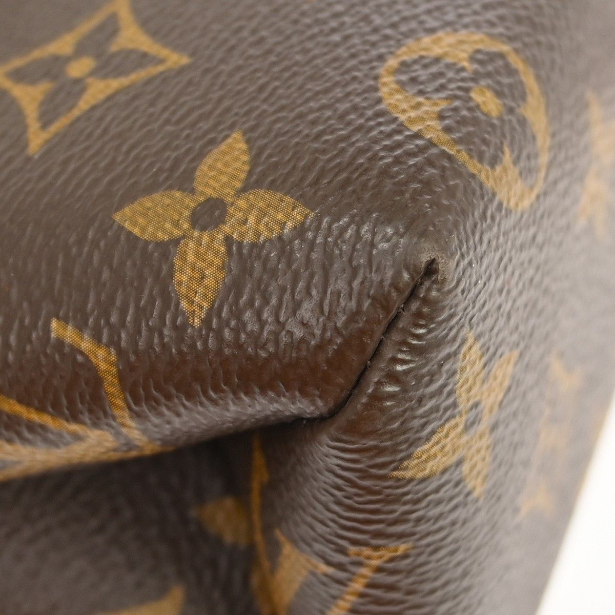Louis Vuitton Louis Vuitton Locky Handbag Monogram Canvas with Leather Size ONE SIZE - 7 Thumbnail