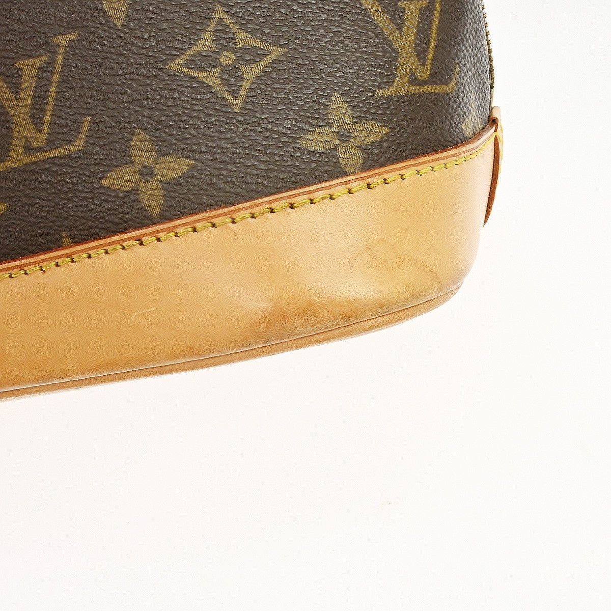 Louis Vuitton Louis Vuitton Alma Handbag Monogram Canvas Size ONE SIZE - 9 Thumbnail