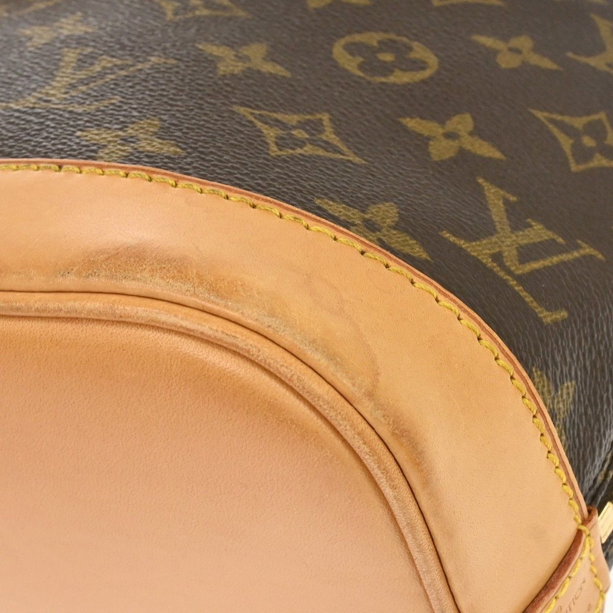 Louis Vuitton Louis Vuitton Alma Handbag Monogram Canvas Size ONE SIZE - 7 Thumbnail