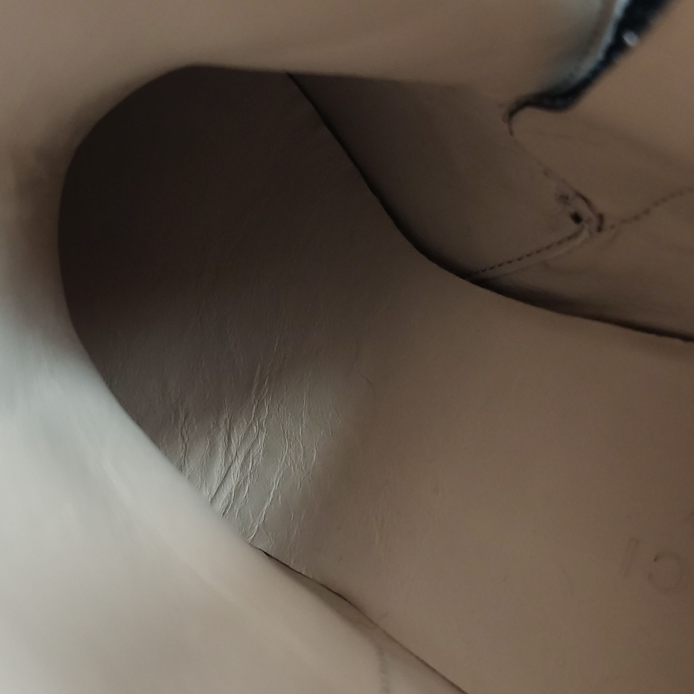Gucci Gucci Women 7-5 Boots Size US 7.5 / IT 37.5 - 11 Thumbnail