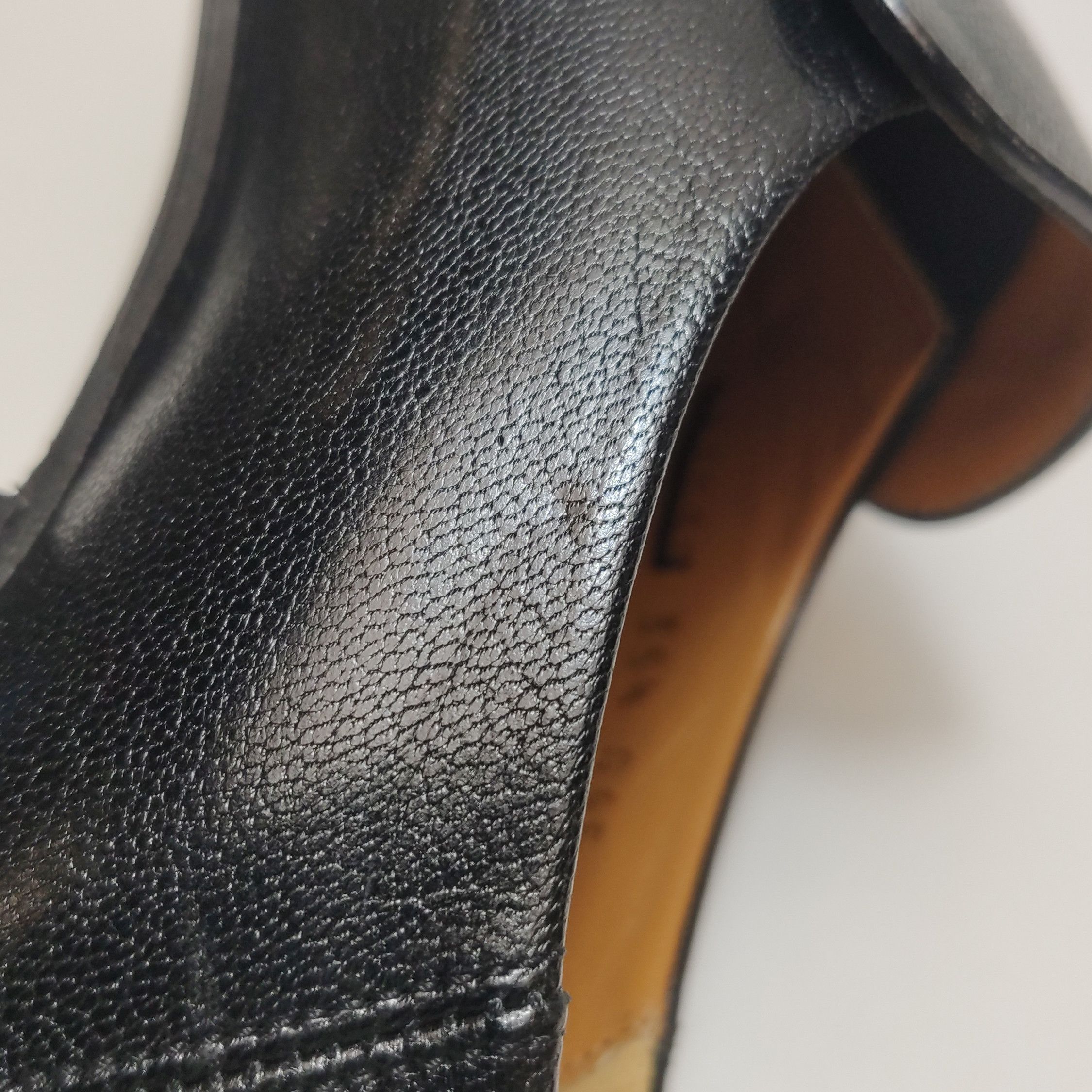 Gucci Gucci Women 5-5 Flats Size US 5.5 / IT 35.5 - 7 Thumbnail
