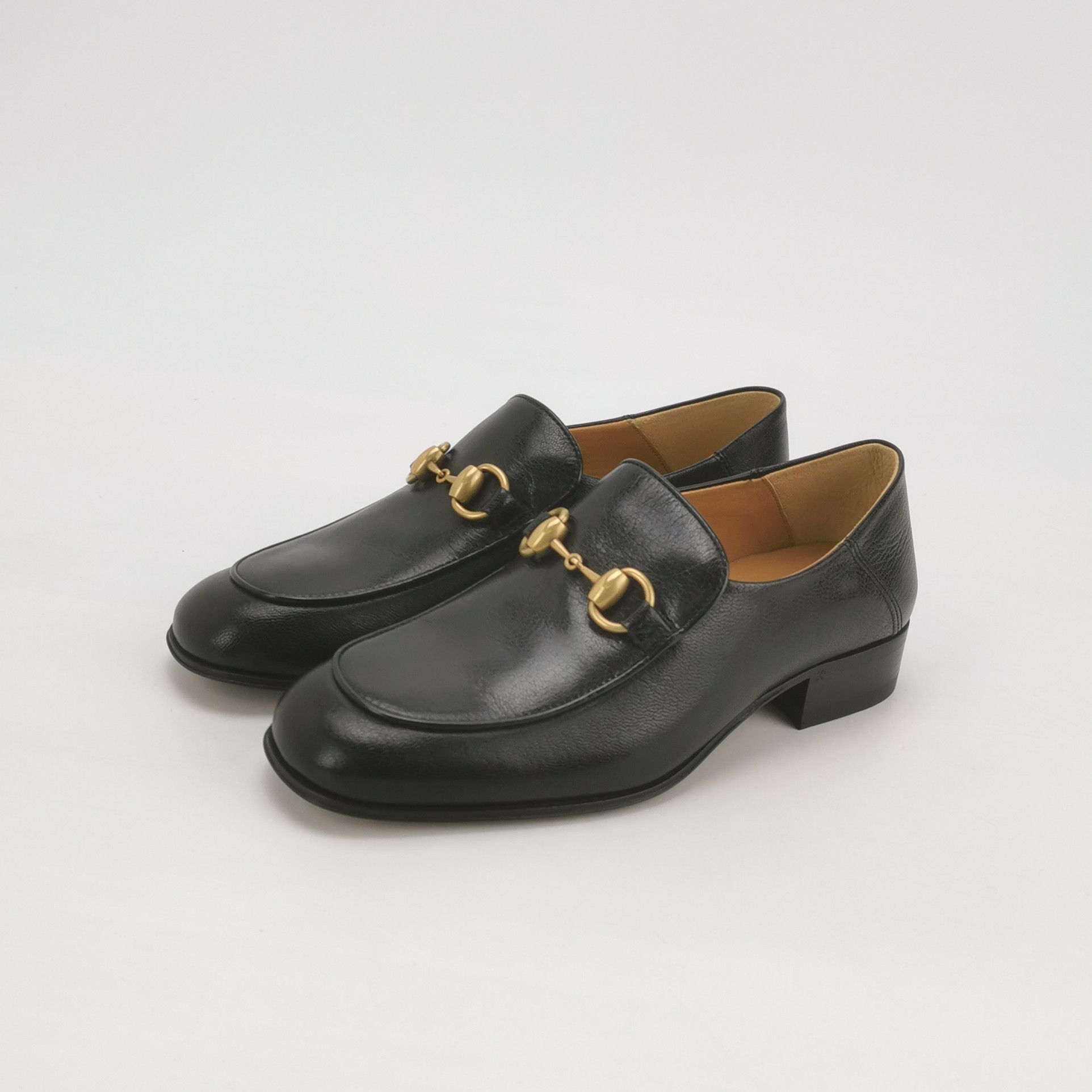 Gucci Gucci Women 5-5 Flats Size US 5.5 / IT 35.5 - 2 Thumbnail