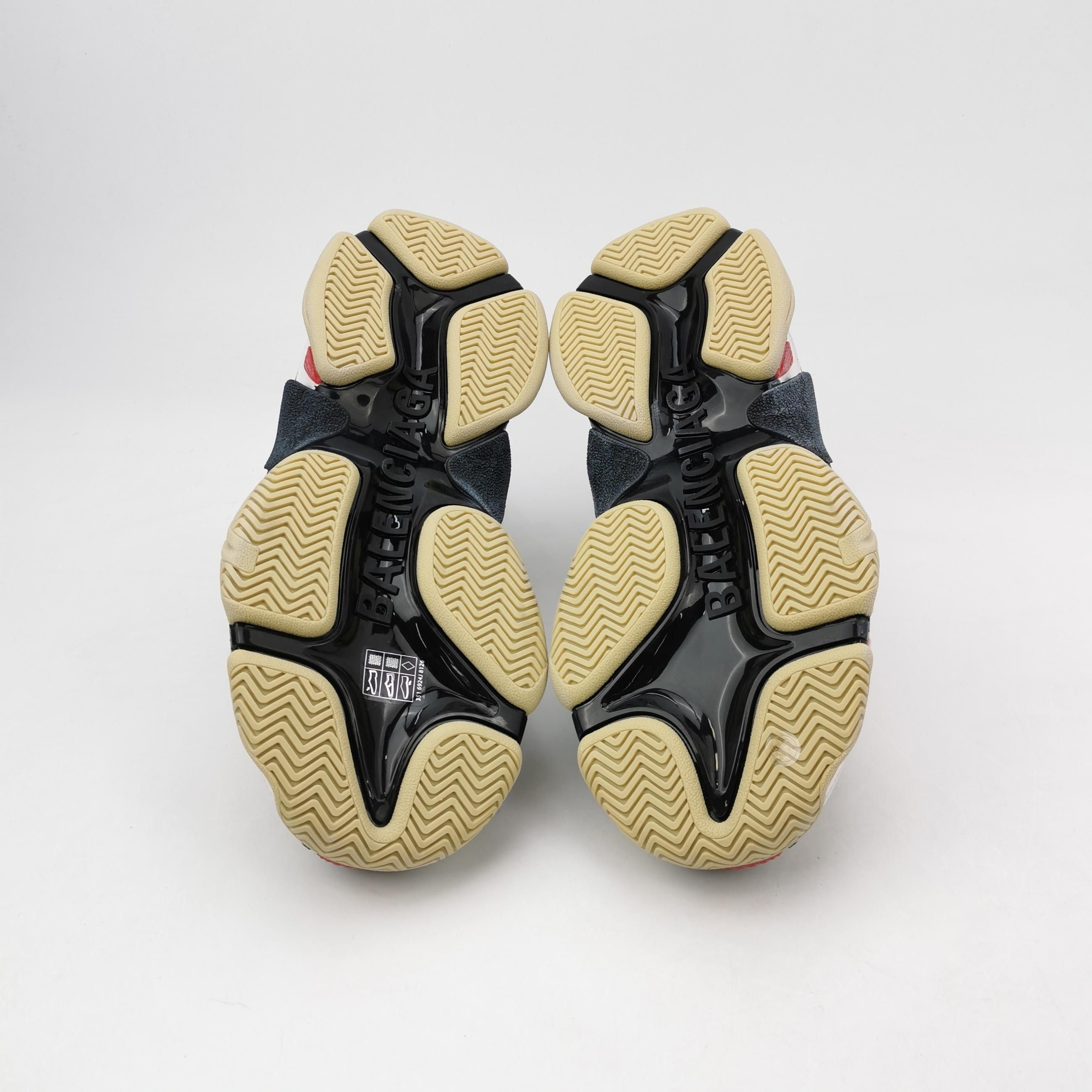Gucci Gucci Women 7 Lowtop Sneakers Size US 7 / IT 37 - 5 Thumbnail