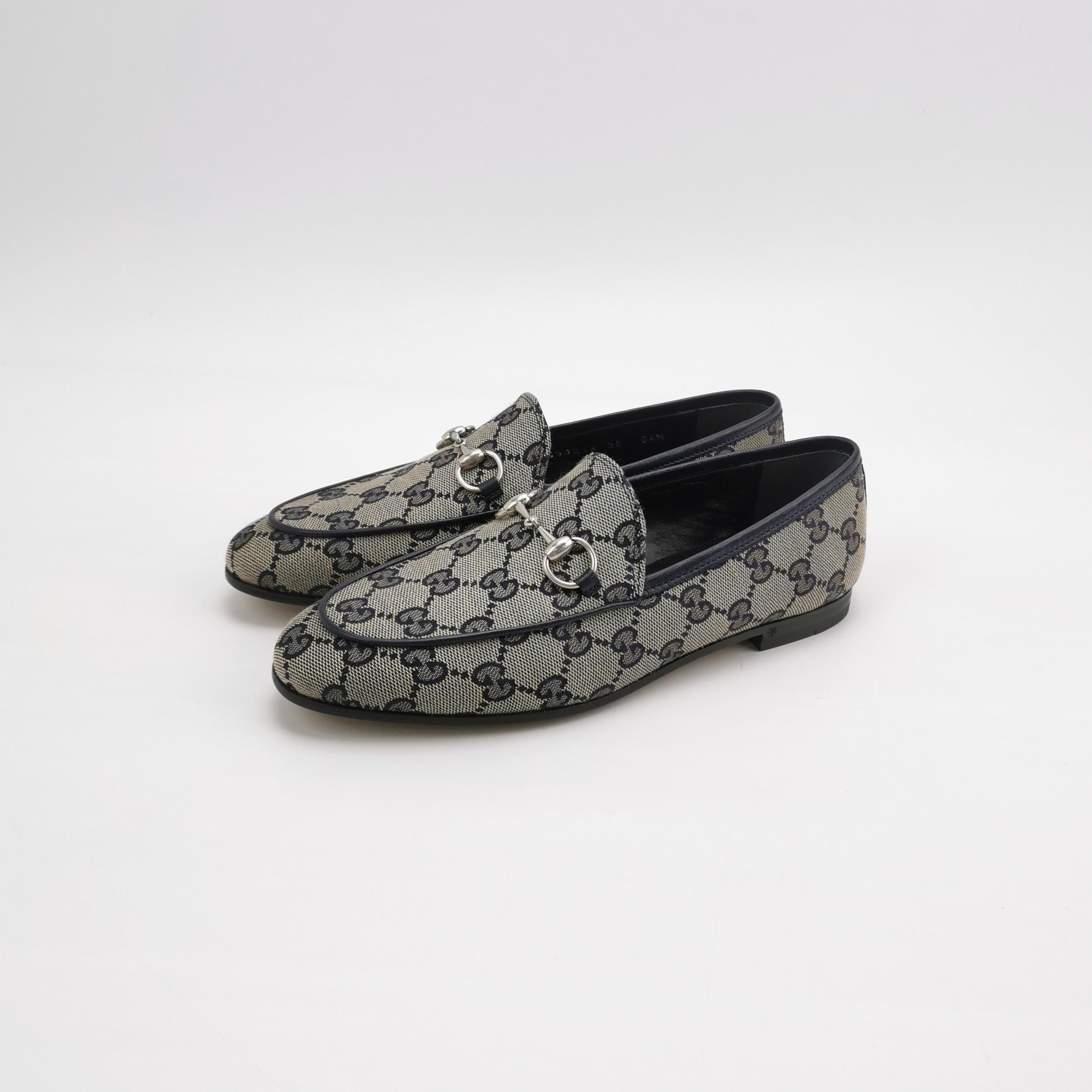 Gucci Gucci Women 6 Flats Size US 6 / IT 36 - 2 Thumbnail