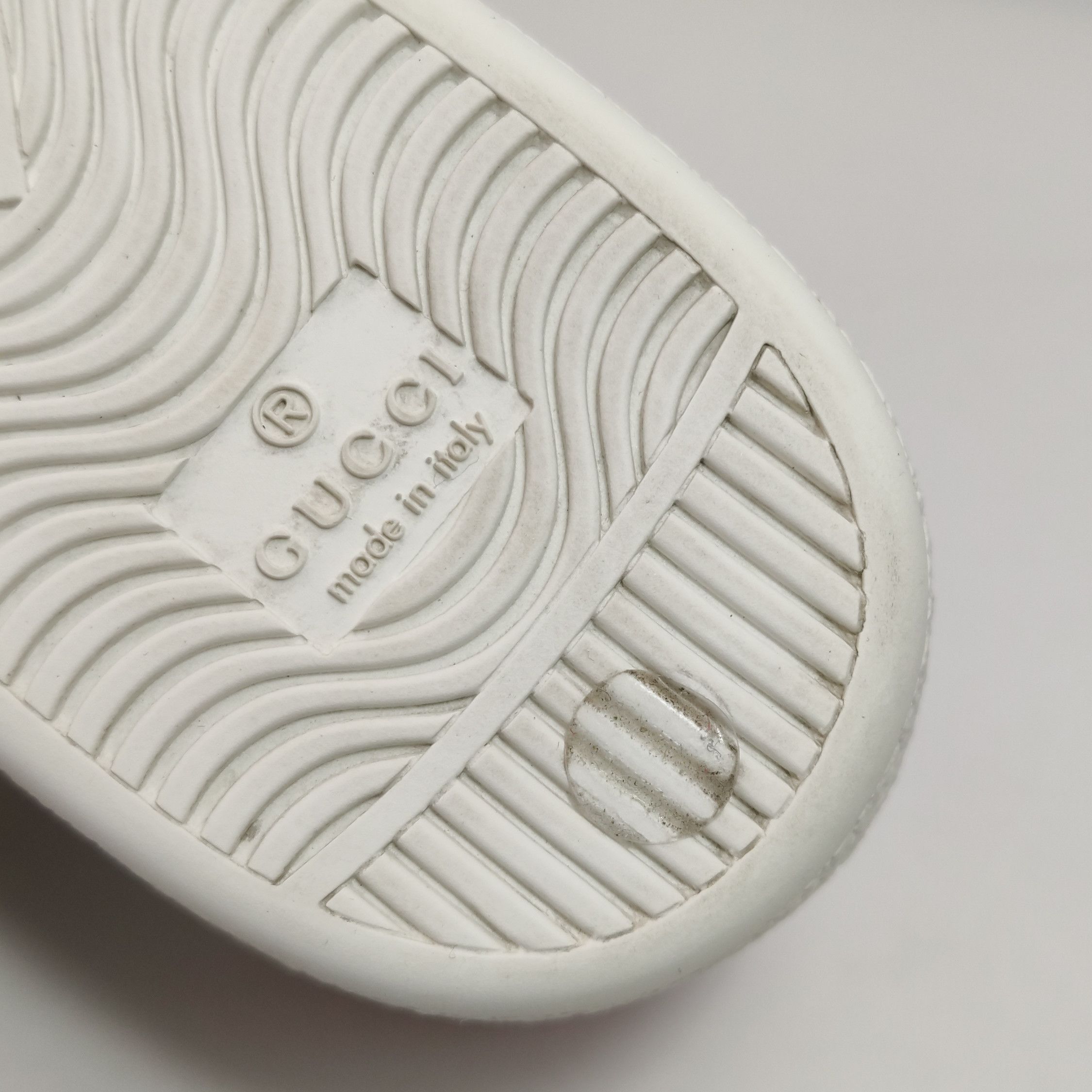 Gucci Gucci Women 6-5 Lowtop Sneakers Size US 6.5 / IT 36.5 - 9 Thumbnail