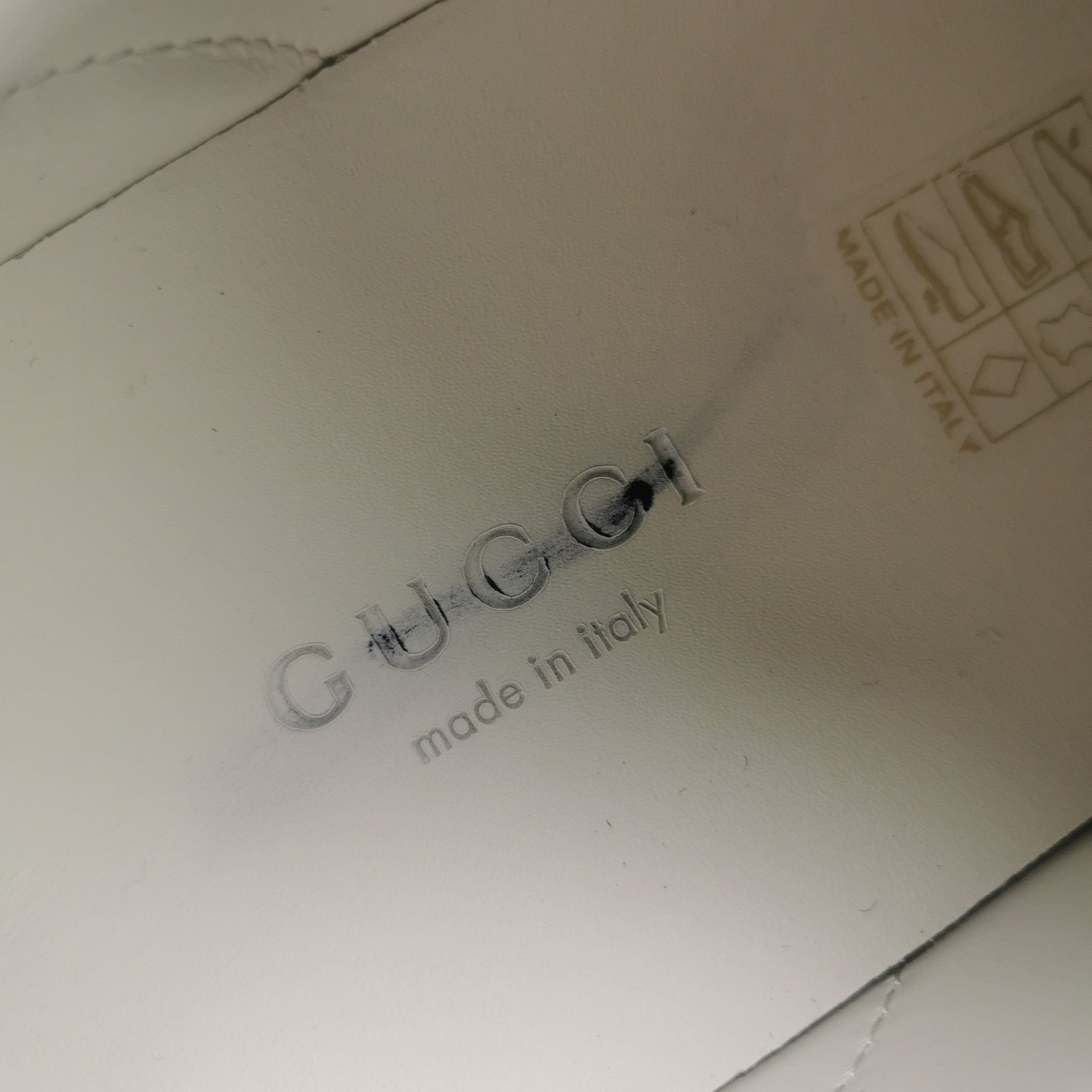 Gucci Gucci Women 5 Lowtop Sneakers Size US 5 / IT 35 - 8 Thumbnail