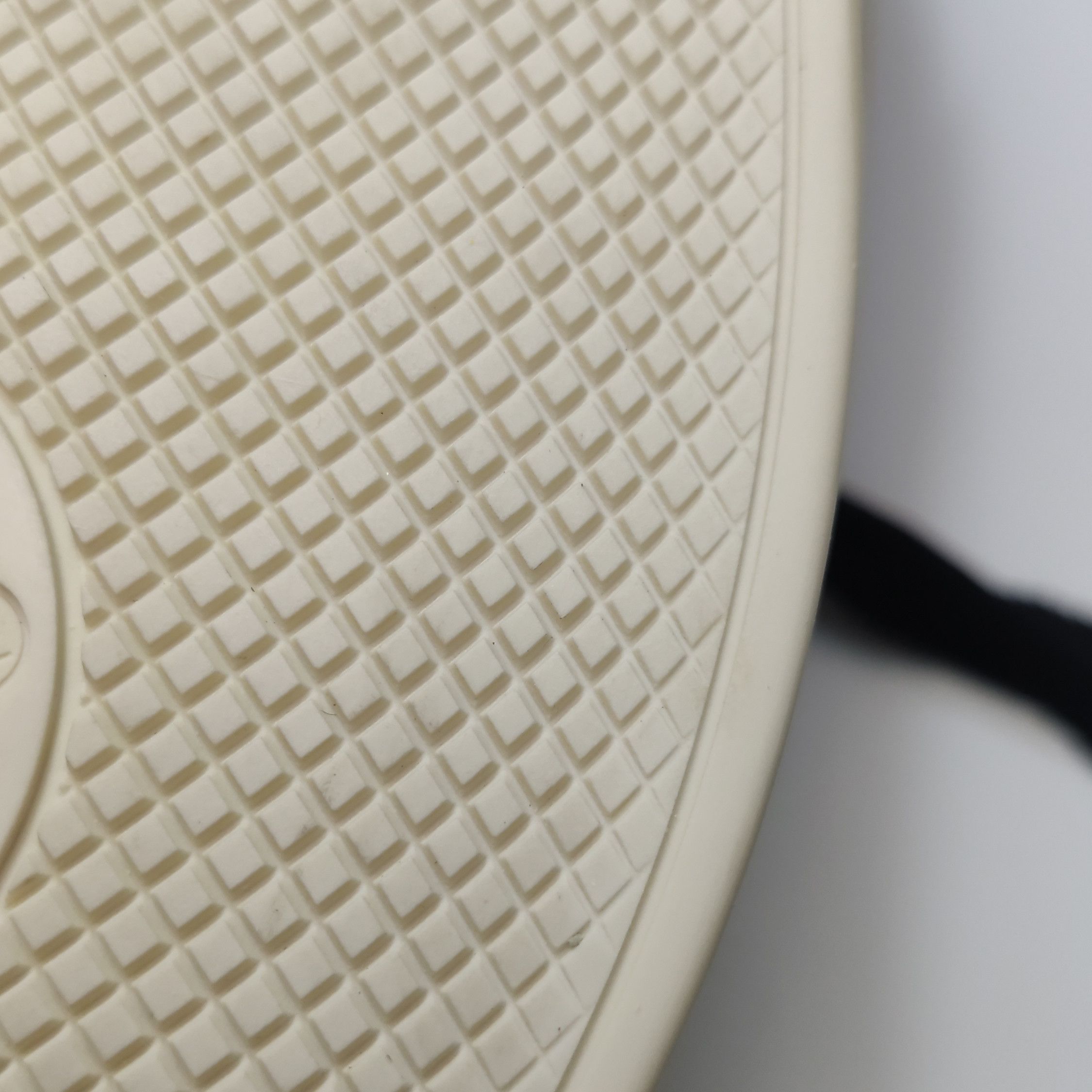 Gucci Gucci Women 7 Lowtop Sneakers Size US 7 / IT 37 - 9 Thumbnail