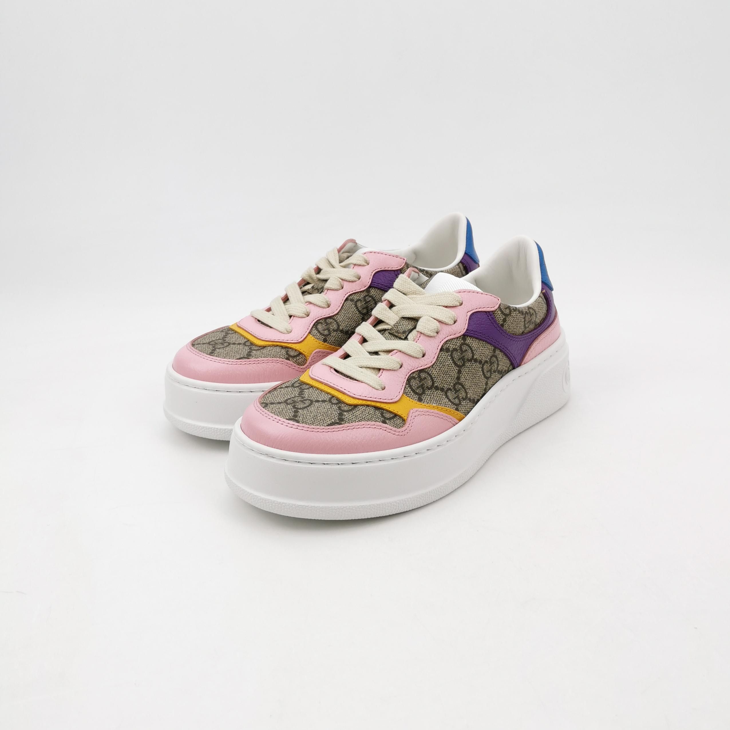 Gucci Gucci Women 5 Lowtop Sneakers Size US 5 / IT 35 - 2 Thumbnail