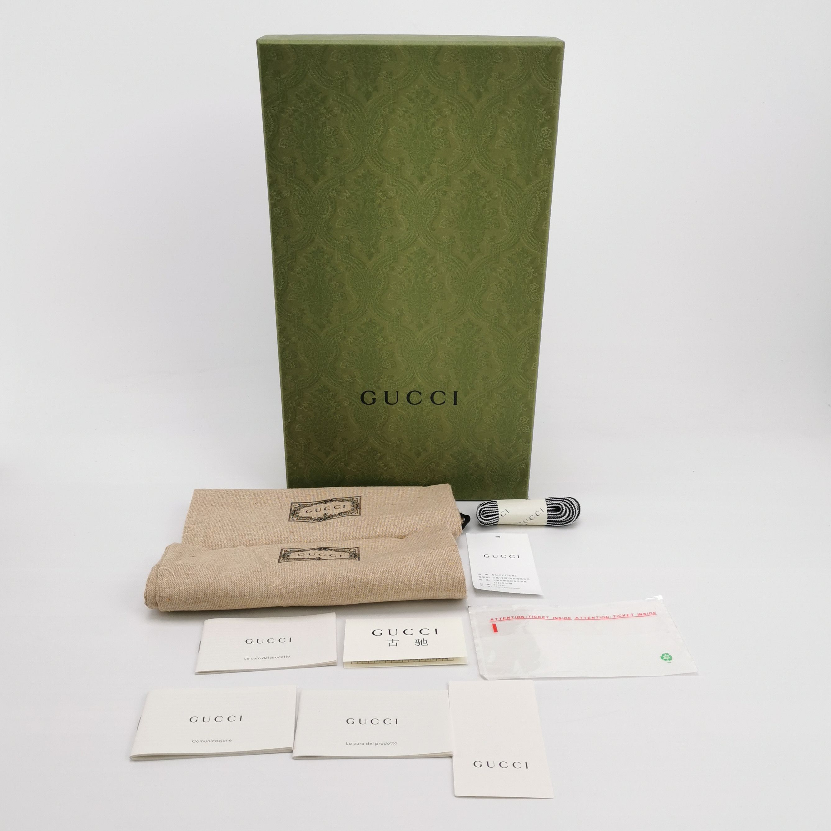 Gucci Gucci Women 6-5 Lowtop Sneakers Size US 6.5 / IT 36.5 - 6 Thumbnail