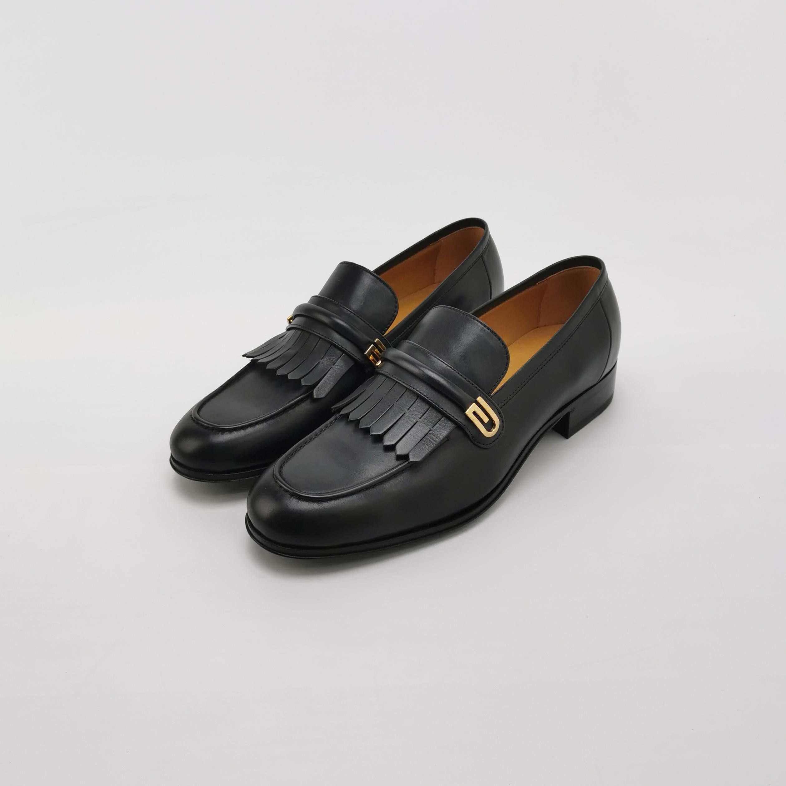Gucci Gucci Women 9-5 Lowtop Sneakers Size US 9.5 / IT 39.5 - 2 Thumbnail
