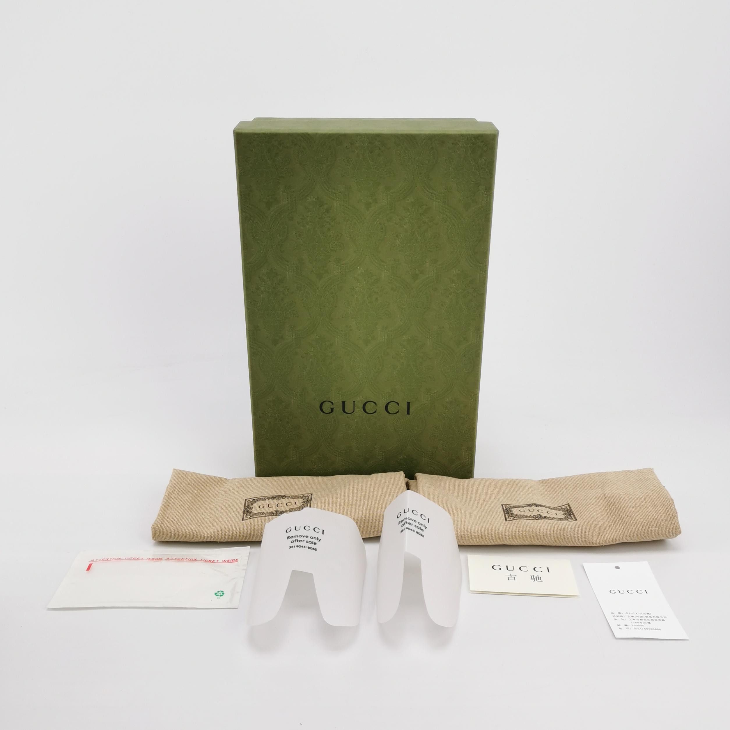 Gucci Gucci Women 6-5 Lowtop Sneakers Size US 6.5 / IT 36.5 - 6 Thumbnail