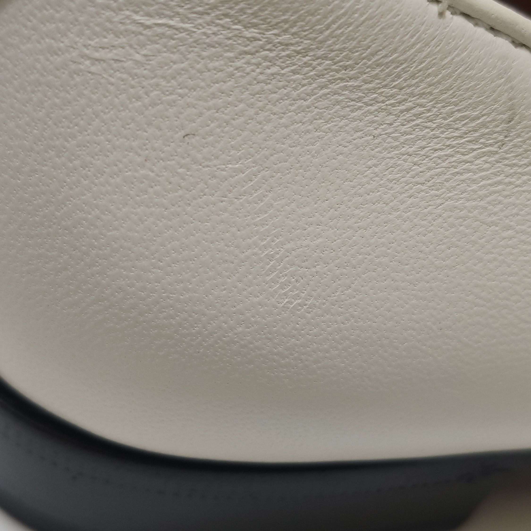 Gucci Gucci Women 5-5 Flats Size US 5.5 / IT 35.5 - 9 Thumbnail