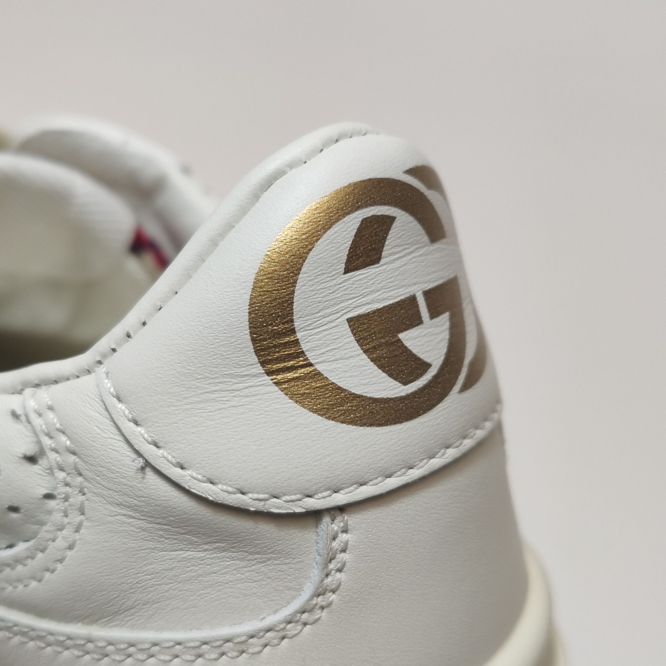 Gucci Gucci Women 5-5 Lowtop Sneakers Size US 5.5 / IT 35.5 - 7 Thumbnail