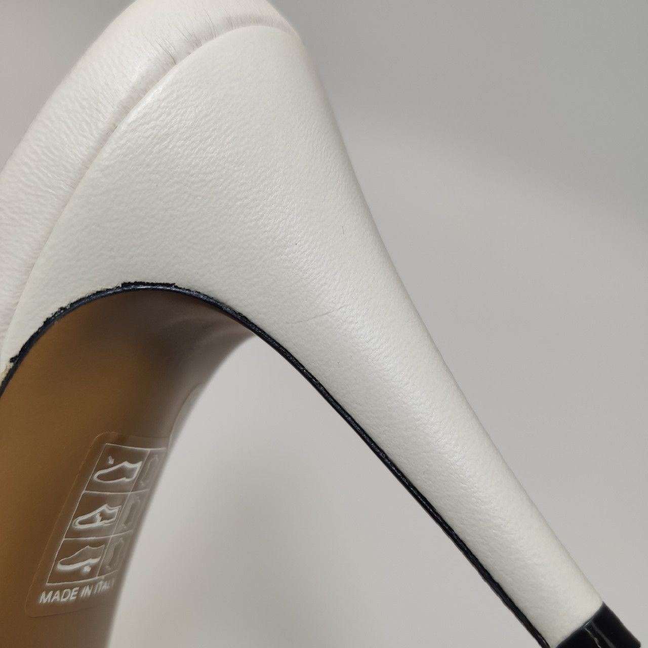 Gucci Gucci Women 9 Heels Size US 9 / IT 39 - 14 Thumbnail