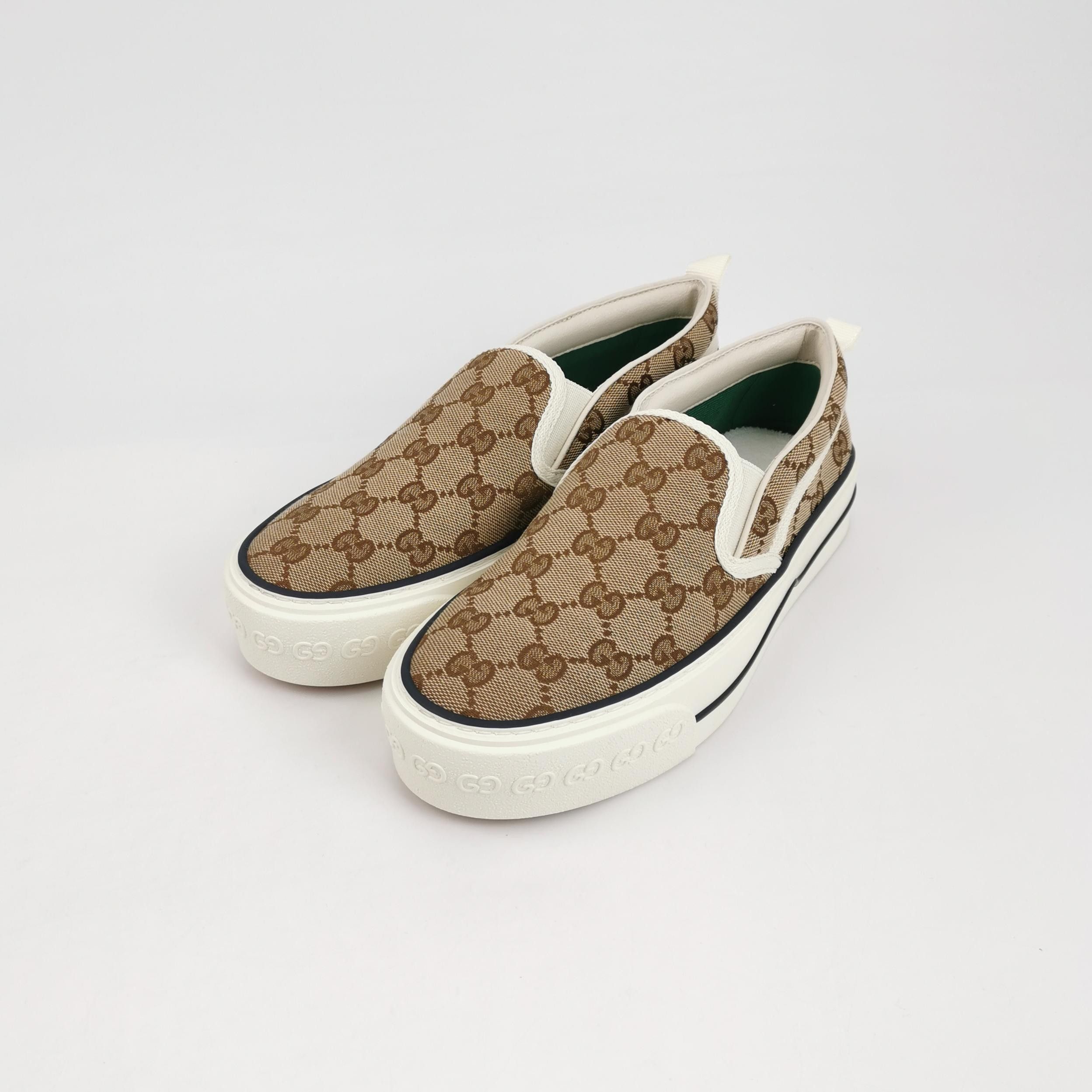 Gucci Gucci Women 6 Lowtop Sneakers Size US 6 / IT 36 - 2 Thumbnail