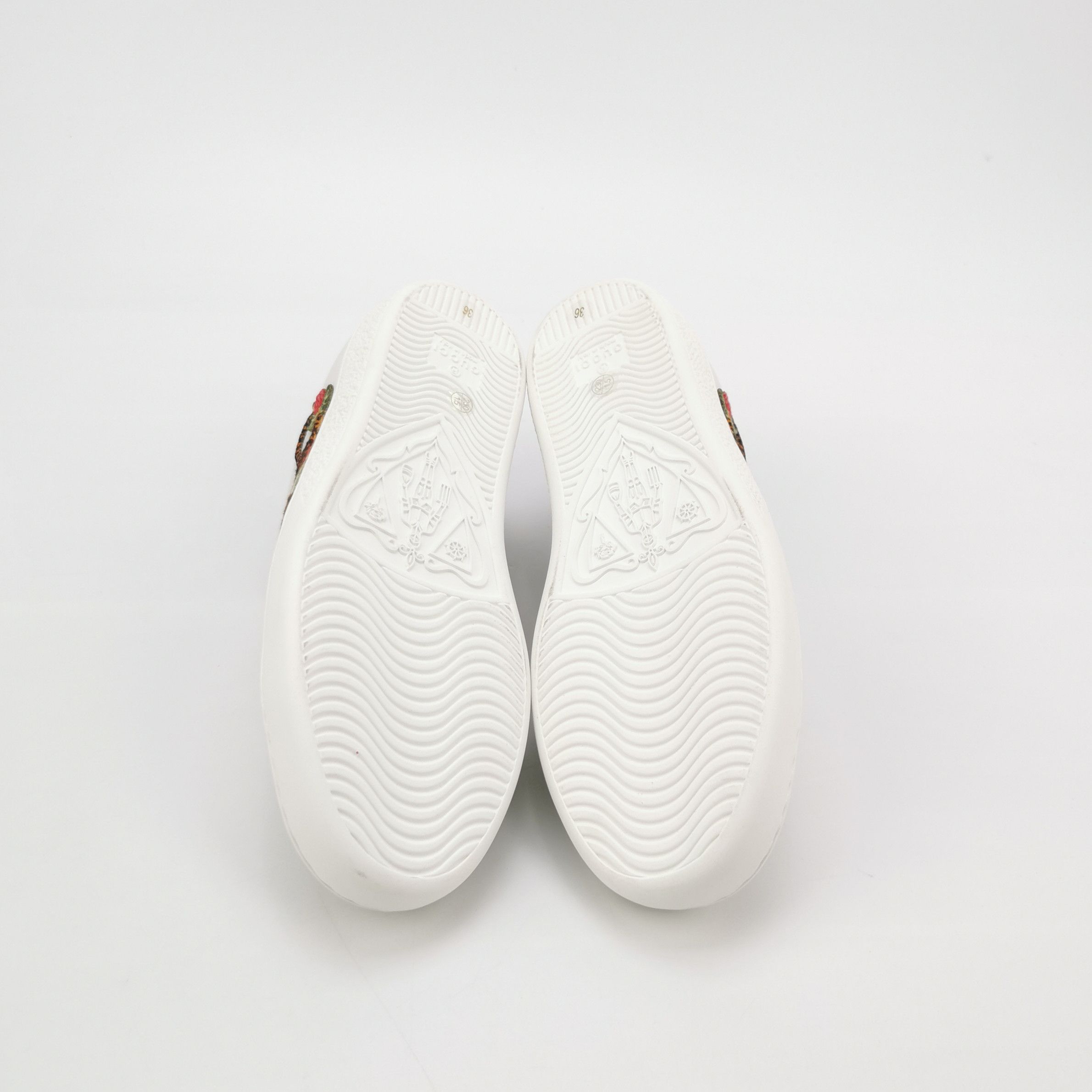 Gucci Gucci Women 6 Lowtop Sneakers Size US 6 / IT 36 - 5 Thumbnail