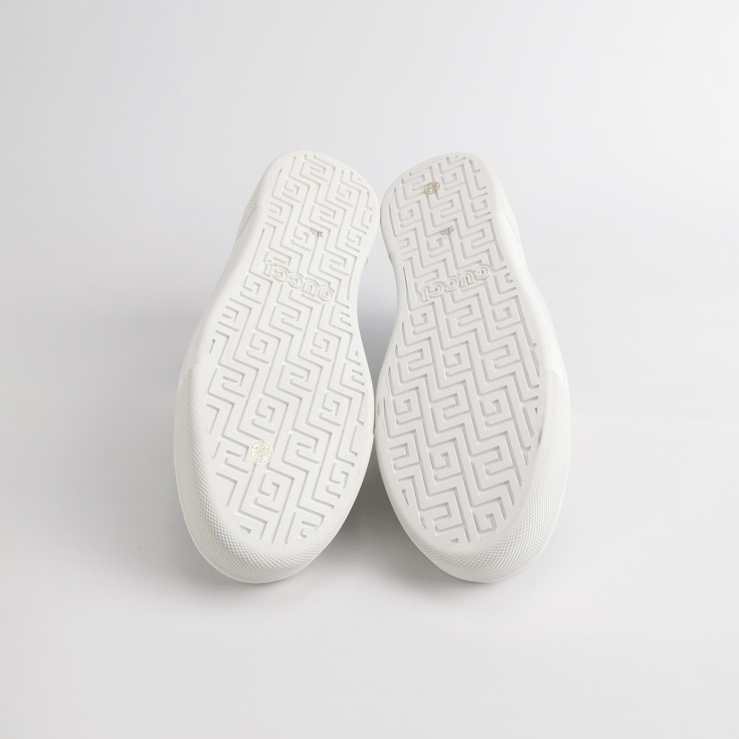 Gucci Gucci Women 7-5 Lowtop Sneakers Size US 7.5 / IT 37.5 - 5 Thumbnail