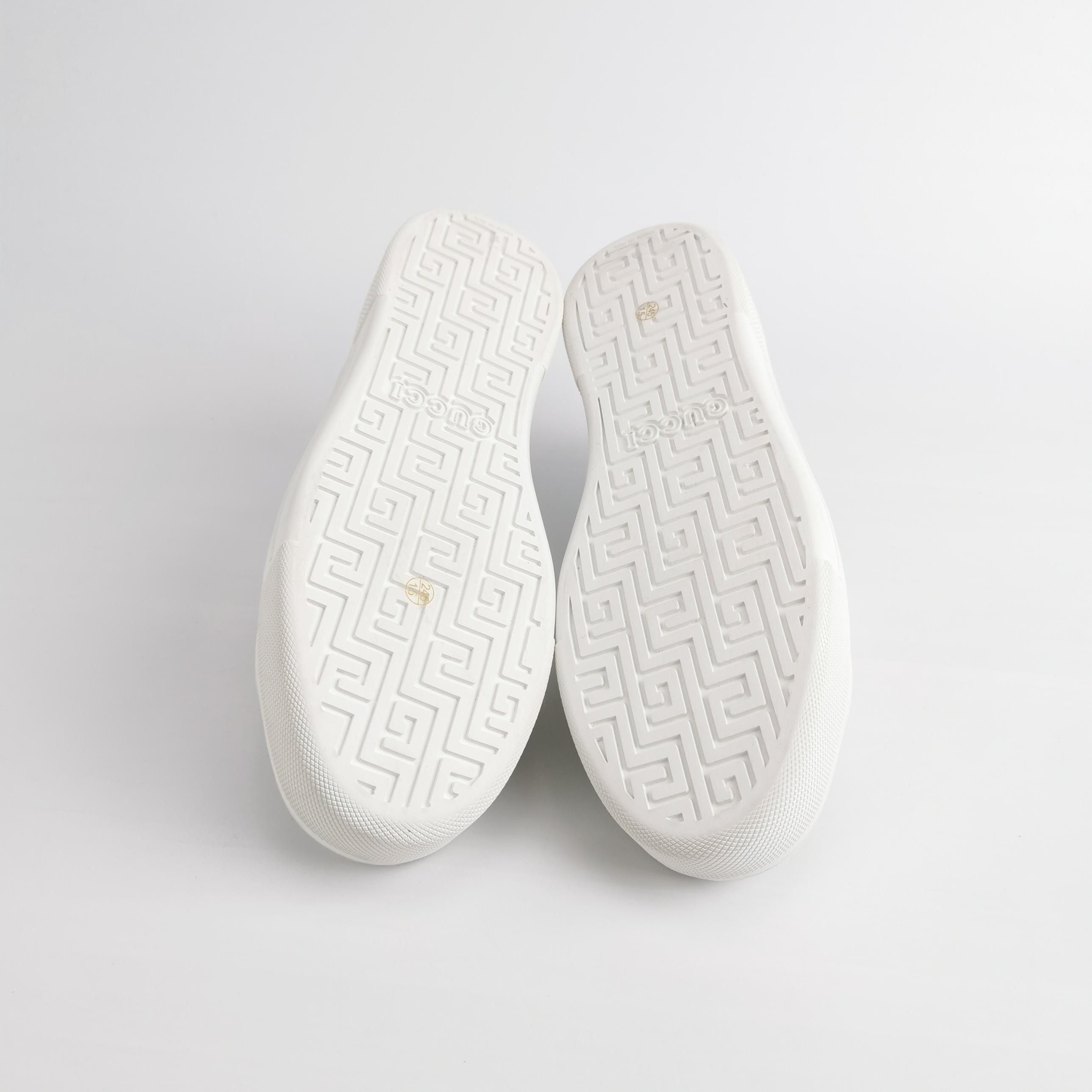 Gucci Gucci Women 9 Lowtop Sneakers Size US 9 / IT 39 - 5 Thumbnail