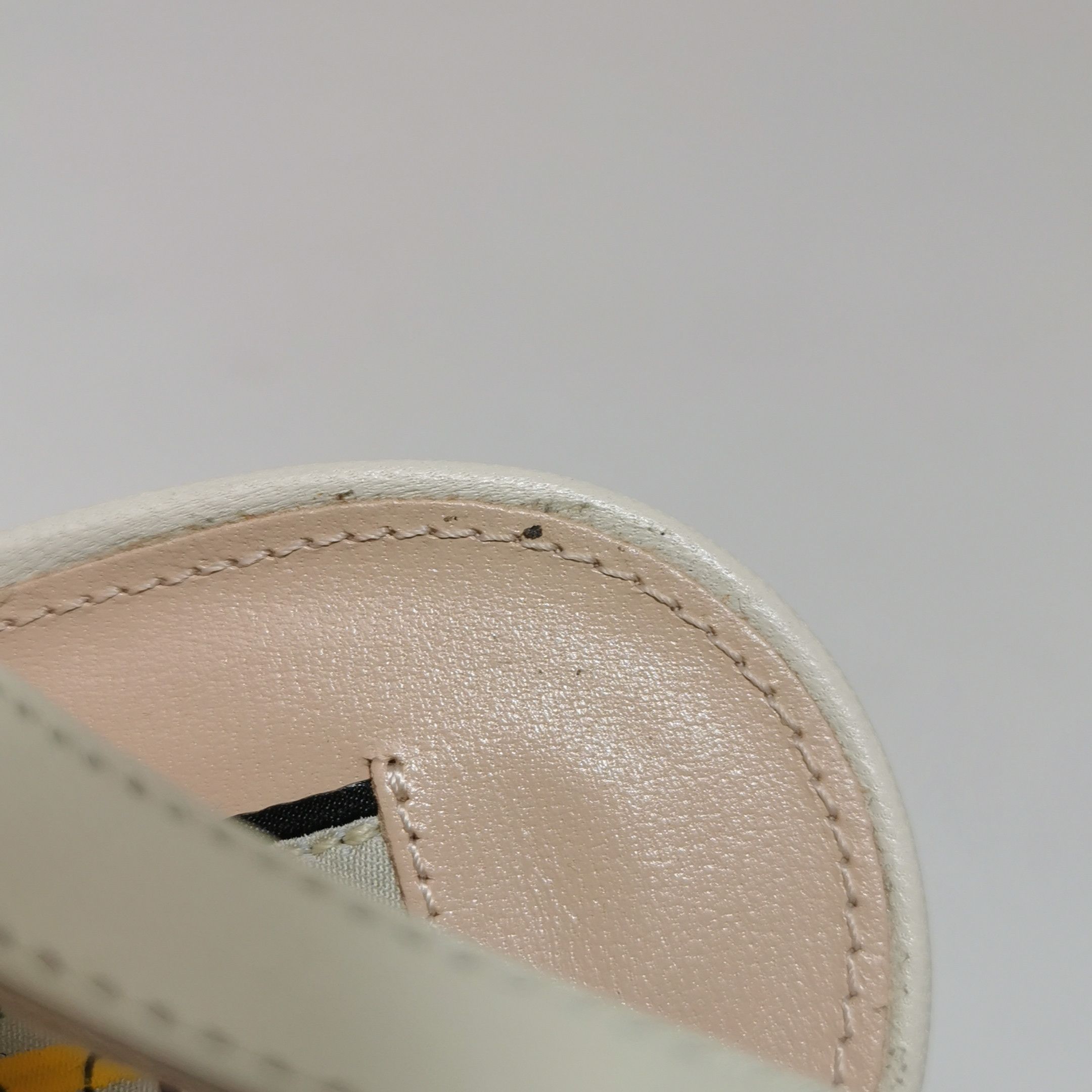 Gucci Gucci Women 9 Sandals Size US 9 / IT 39 - 8 Thumbnail