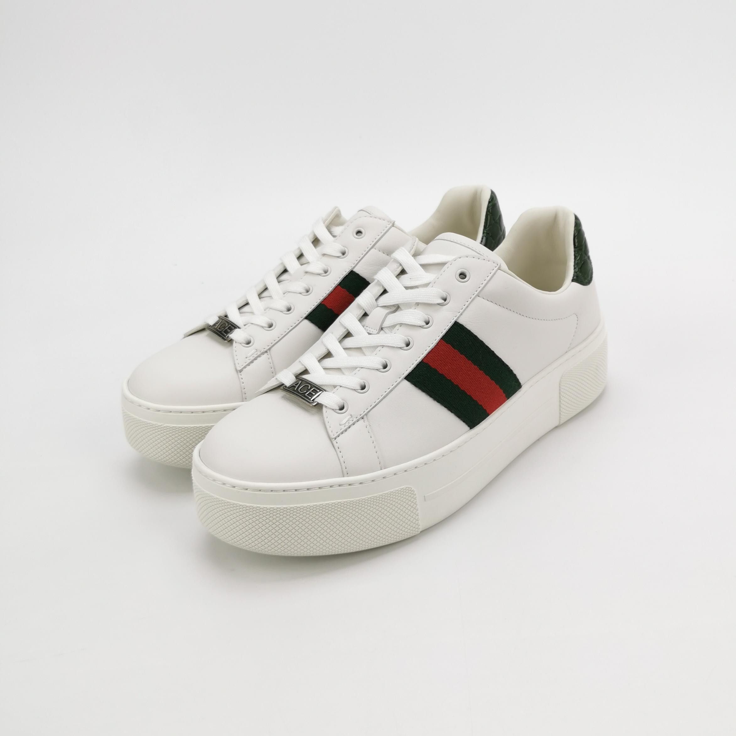 Gucci Gucci Women 9 Lowtop Sneakers Size US 9 / IT 39 - 2 Thumbnail