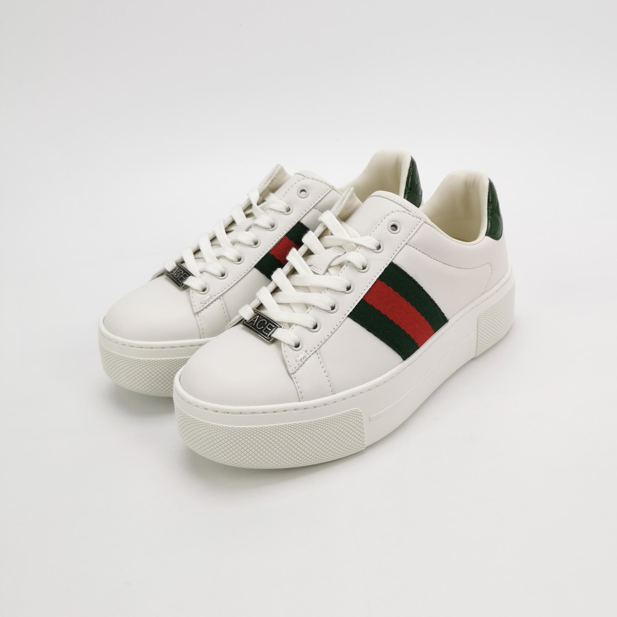 Gucci Gucci Women 6-5 Lowtop Sneakers Size US 6.5 / IT 36.5 - 2 Thumbnail