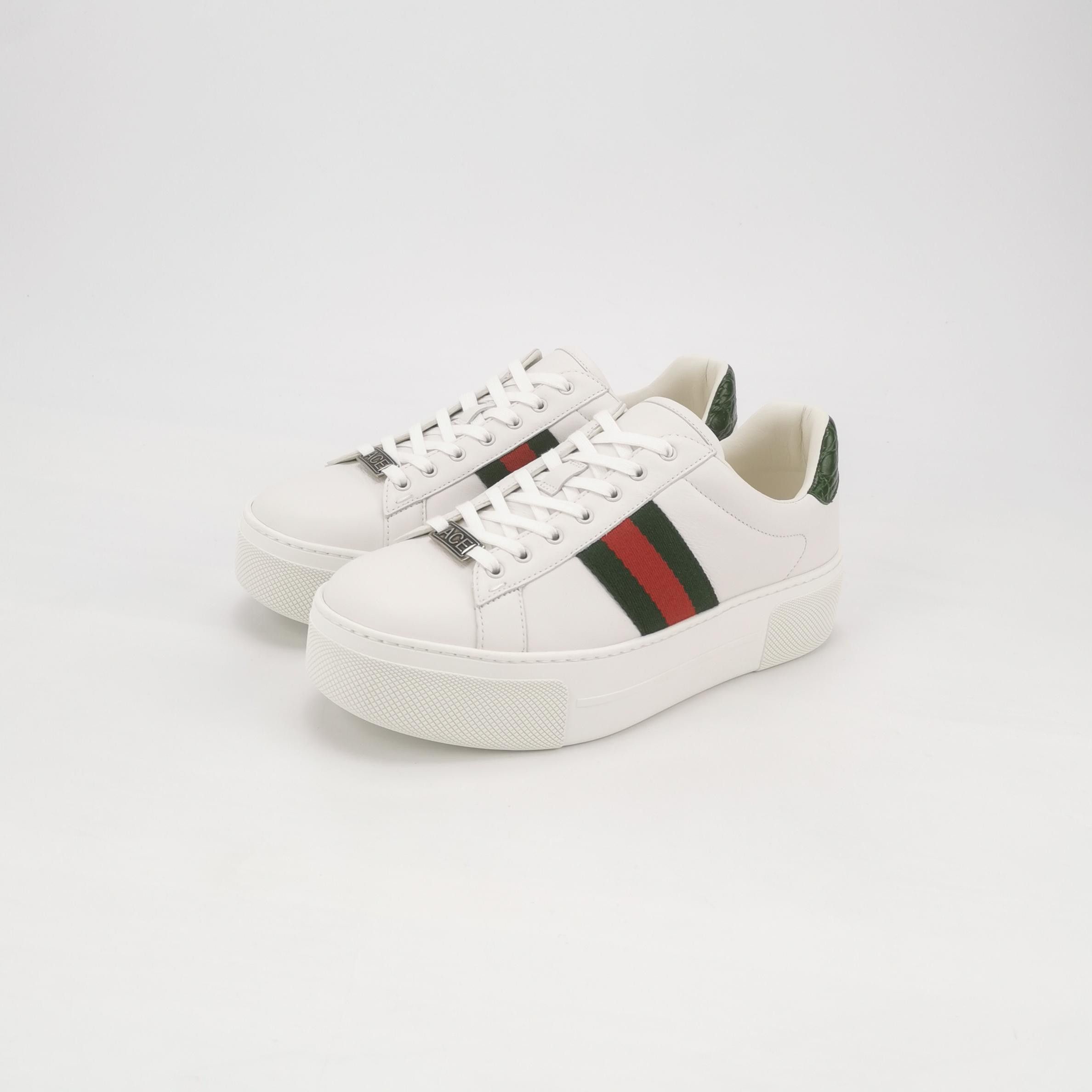Gucci Gucci Women 8-5 Lowtop Sneakers Size US 8.5 / IT 38.5 - 2 Thumbnail