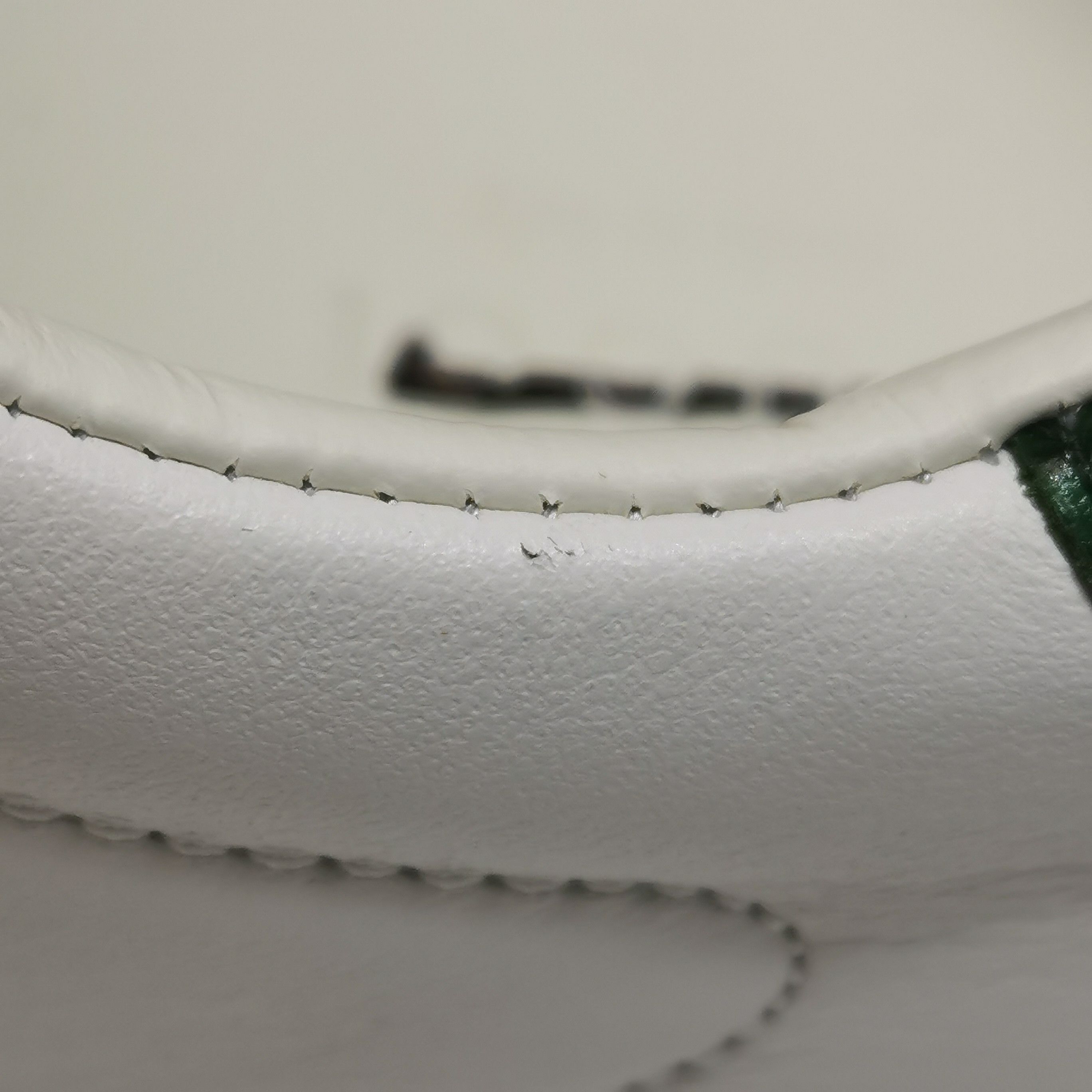 Gucci Gucci Women 8-5 Lowtop Sneakers Size US 8.5 / IT 38.5 - 8 Thumbnail
