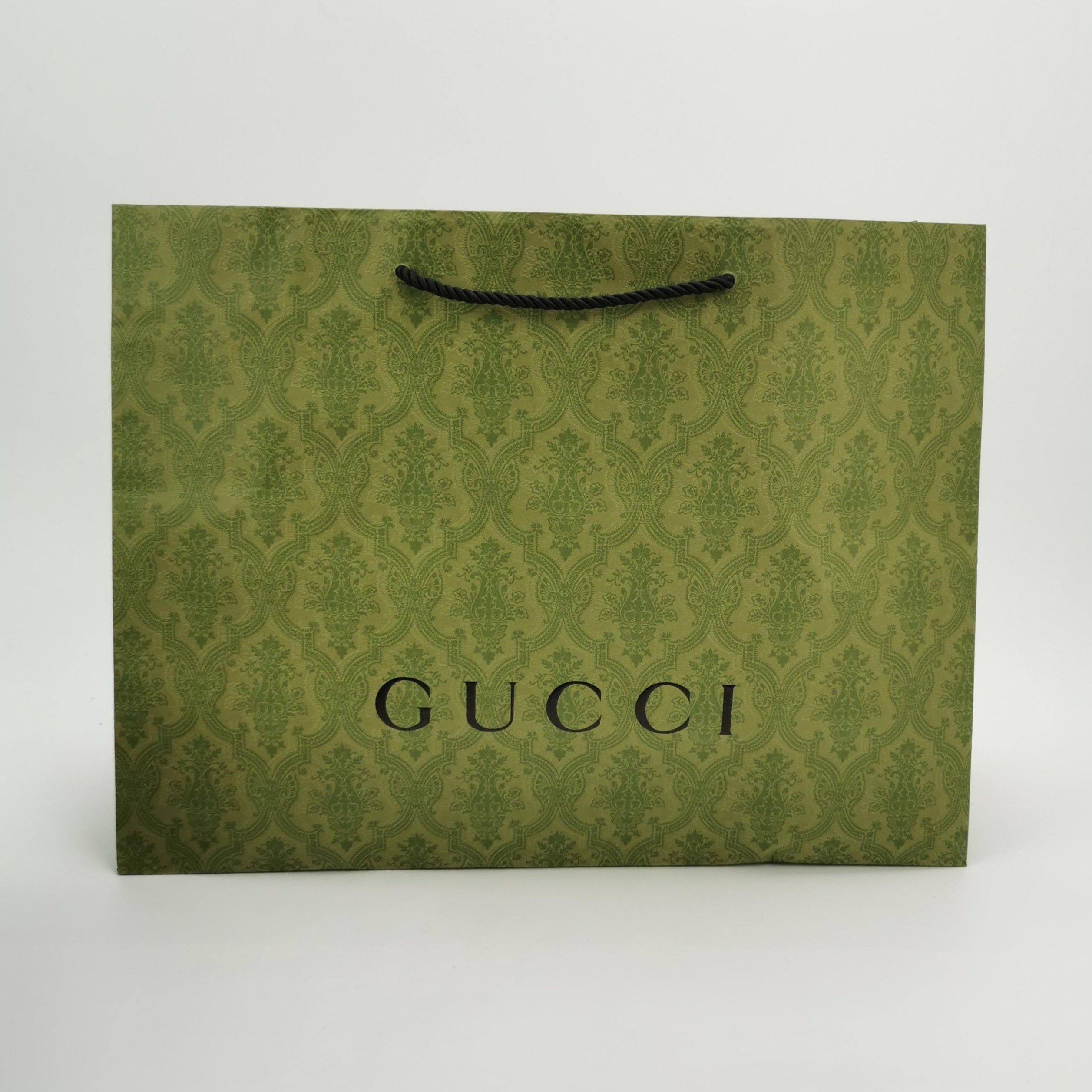 Gucci Gucci Women 6-5 Lowtop Sneakers Size US 6.5 / IT 36.5 - 7 Thumbnail