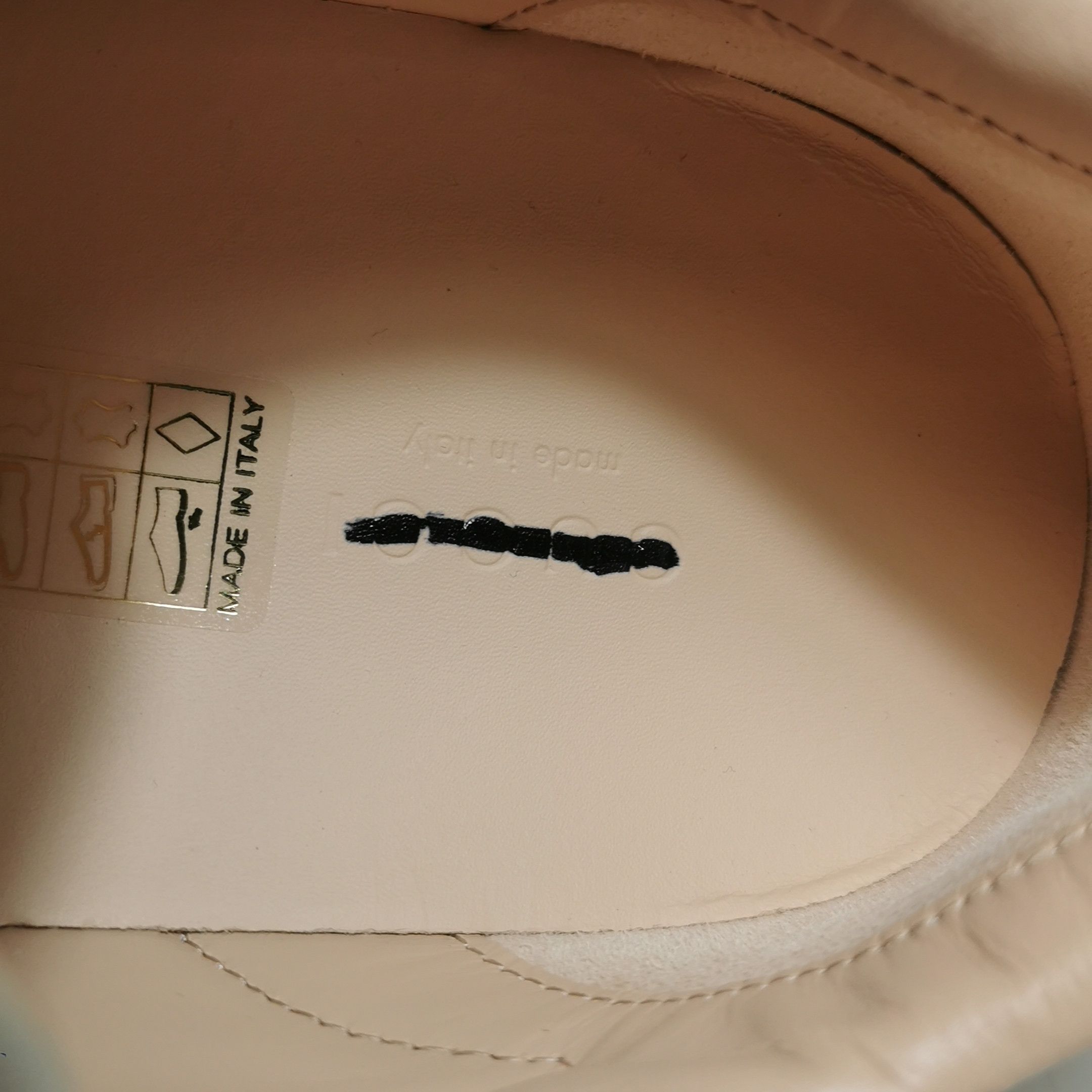 Gucci Gucci Women 10 Lowtop Sneakers Size US 10 / IT 40 - 10 Thumbnail