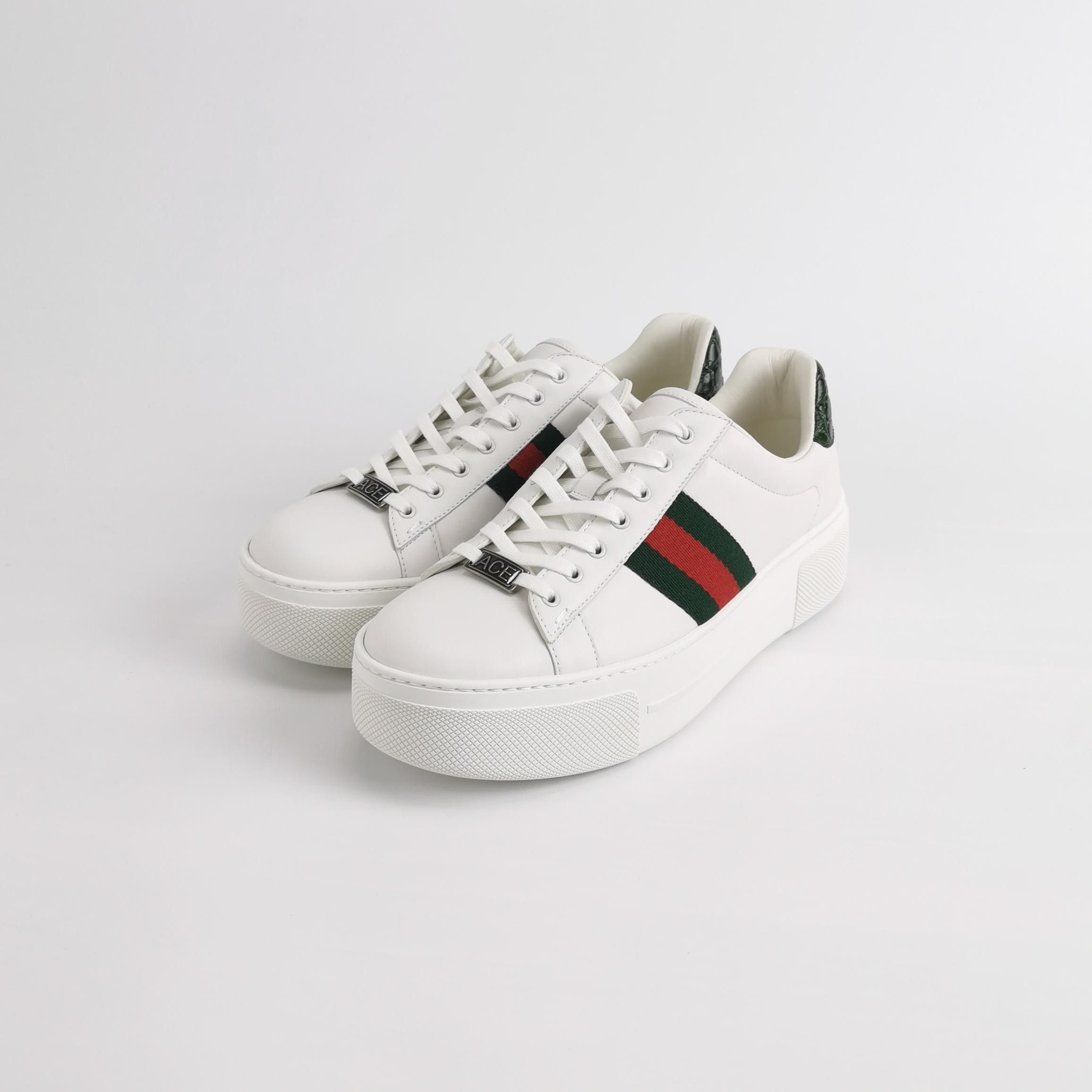 Gucci Gucci Women 9 Lowtop Sneakers Size US 9 / IT 39 - 2 Thumbnail